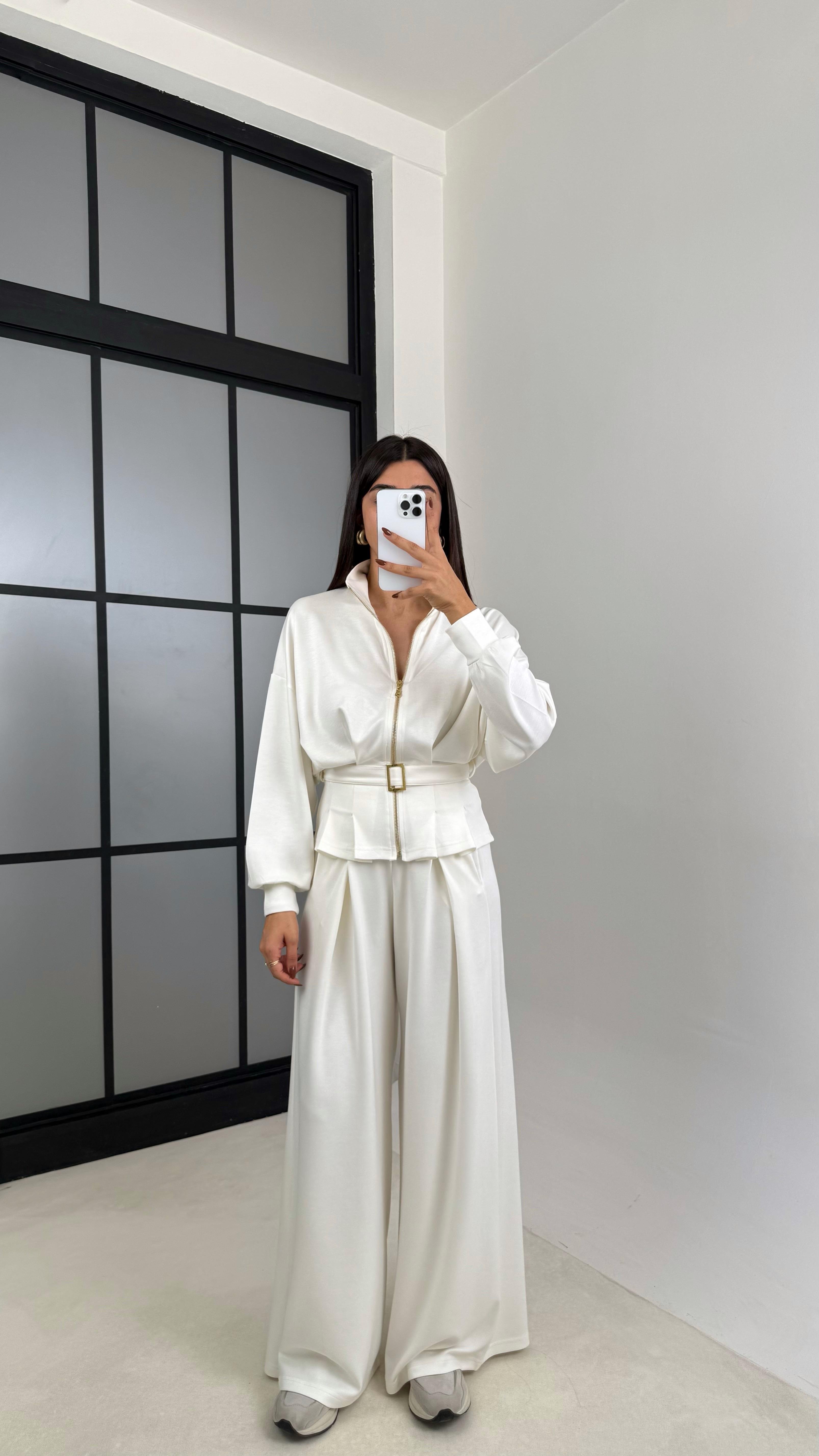 Beyaz Kemer Detaylı Hırka Beli Lastikli Geniş Paça Pantolon Modal Takım GAUS-00188GAUSTAKIMGAUS-00188