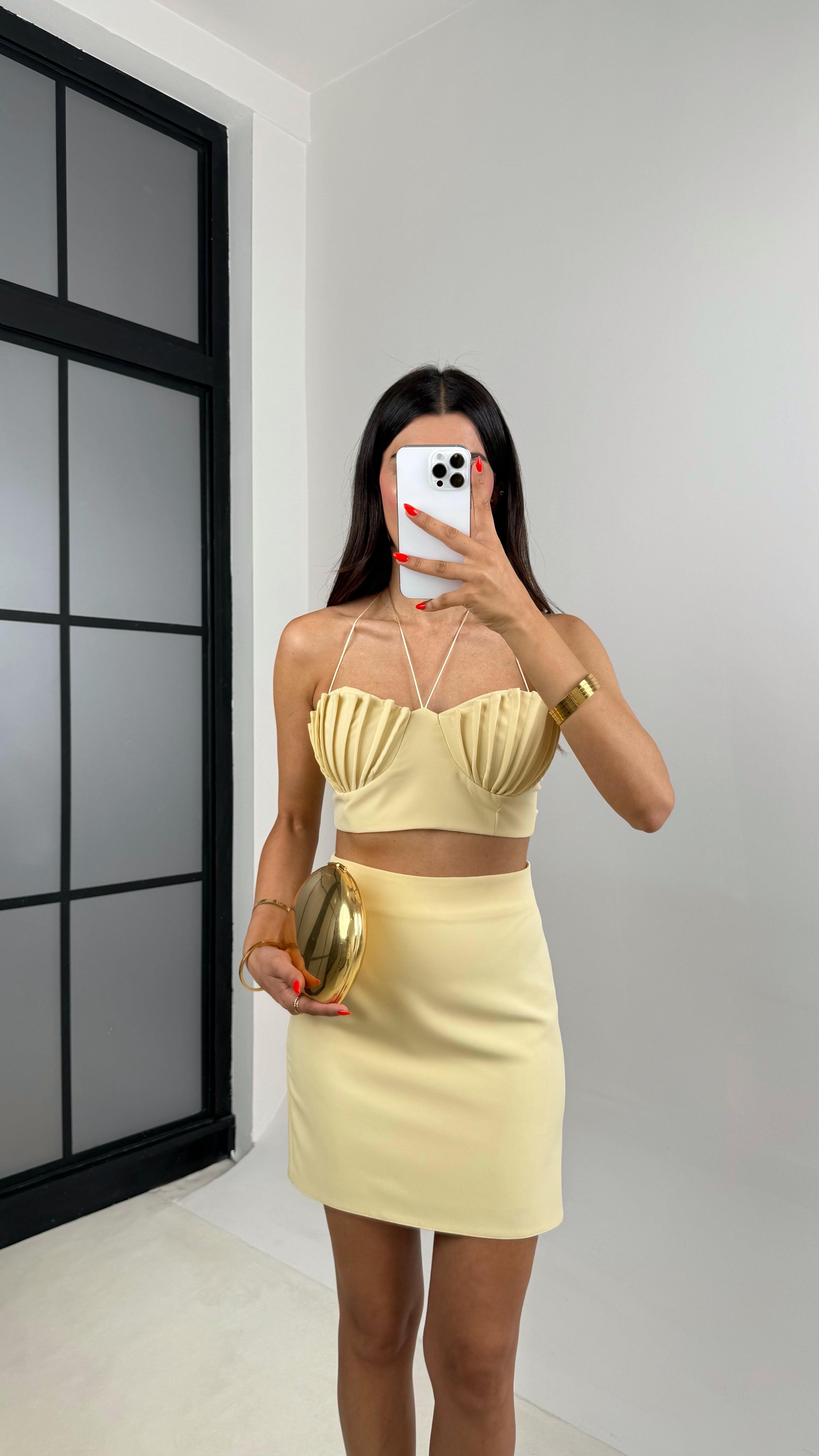 Sarı Boyundan Bağlamalı Crop Etek İkili Premium Tasarım Takım GAUS-0012GAUSTAKIMGAUS-0012