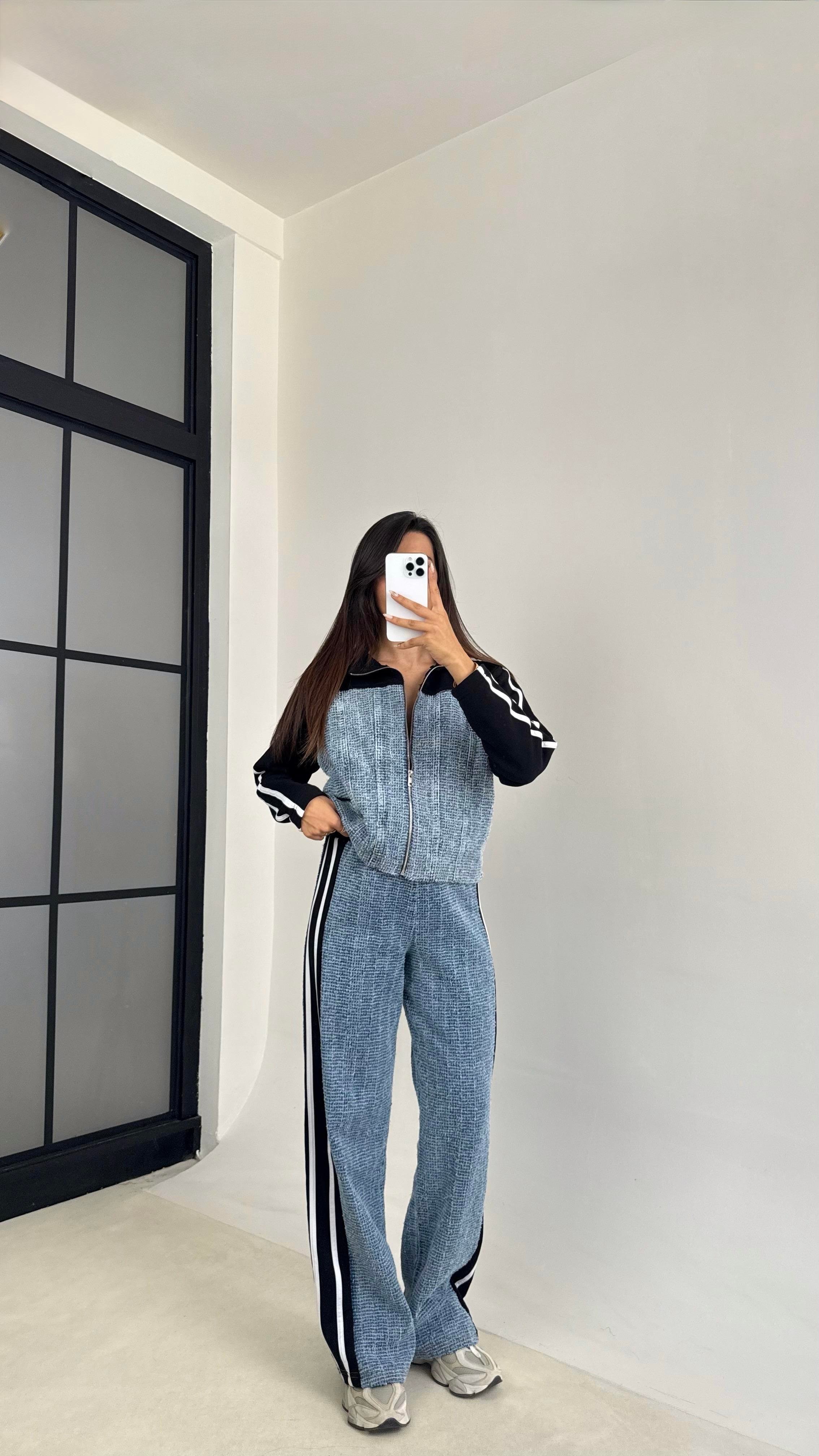 Siyah Şeritli Denim Detaylı Hırka Beli Lastikli Pantolon İkili Takım GAUS-00113GAUSTAKIMGAUS-00113