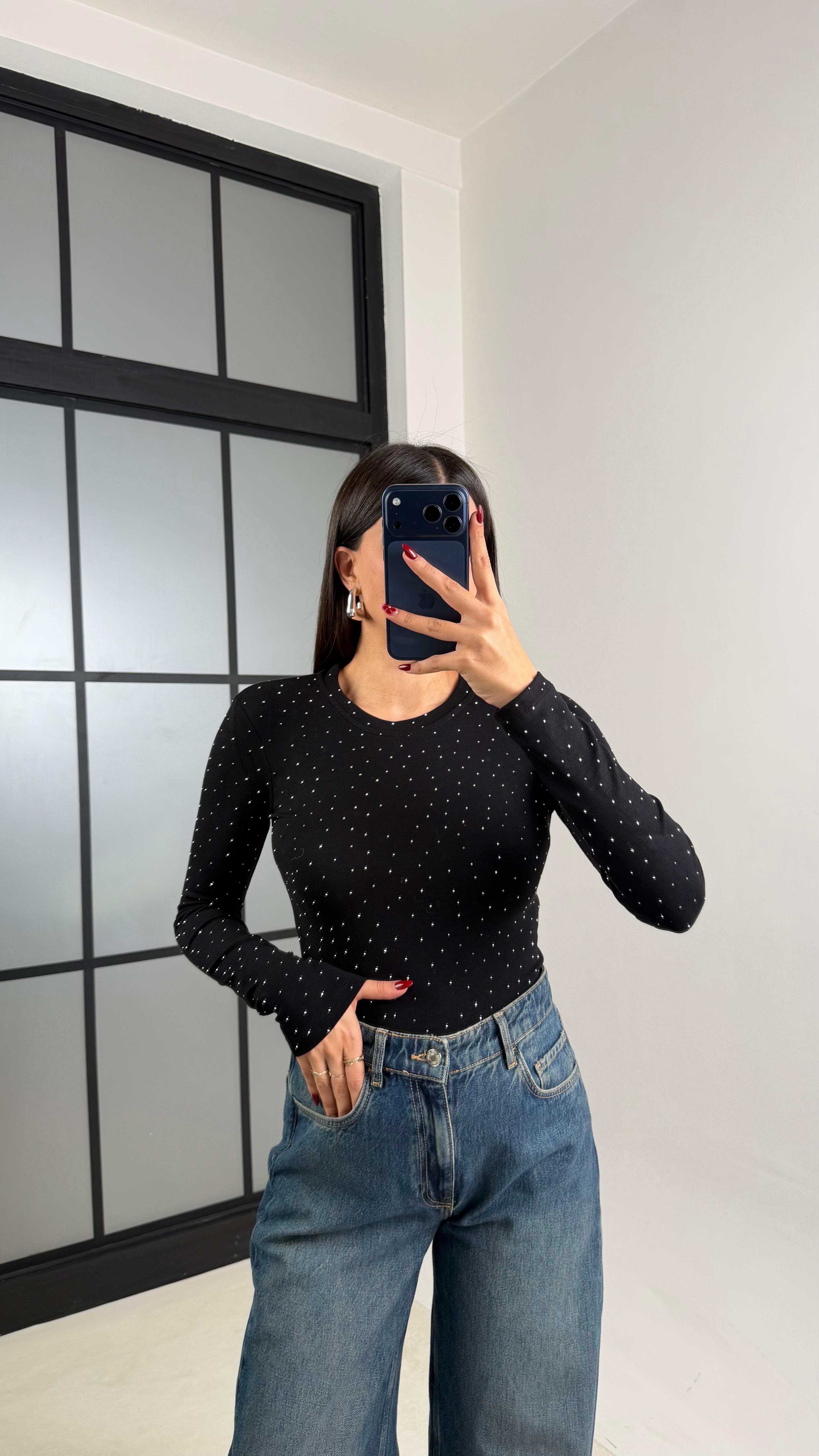 Siyah Taş Detaylı Likralı Bluz GAUS-00688GAUSالبلوزات GAUS-00688