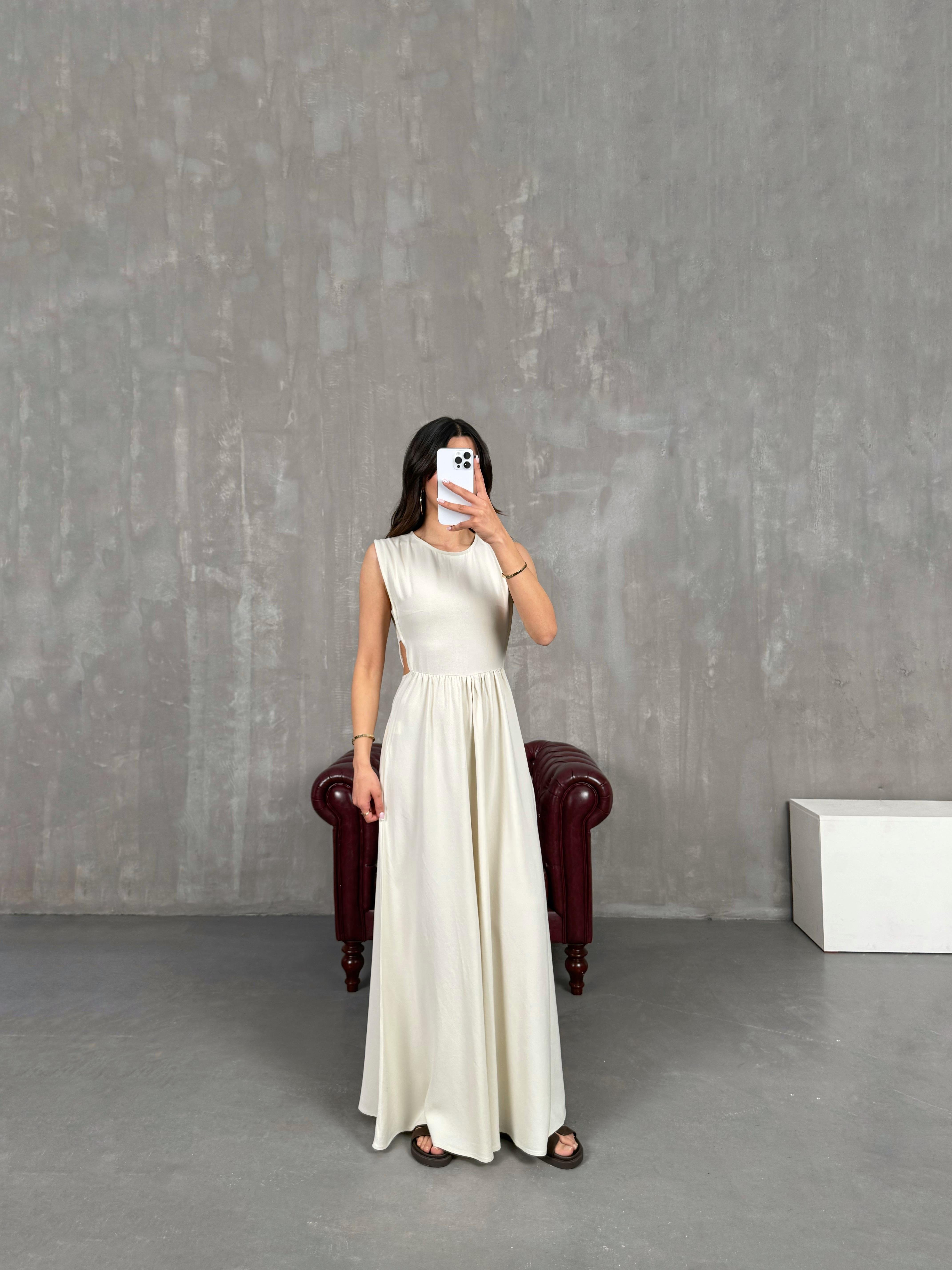 Taş Yan Dekolteli Keten Elbise Gaus00255GausELBİSEGU1001592