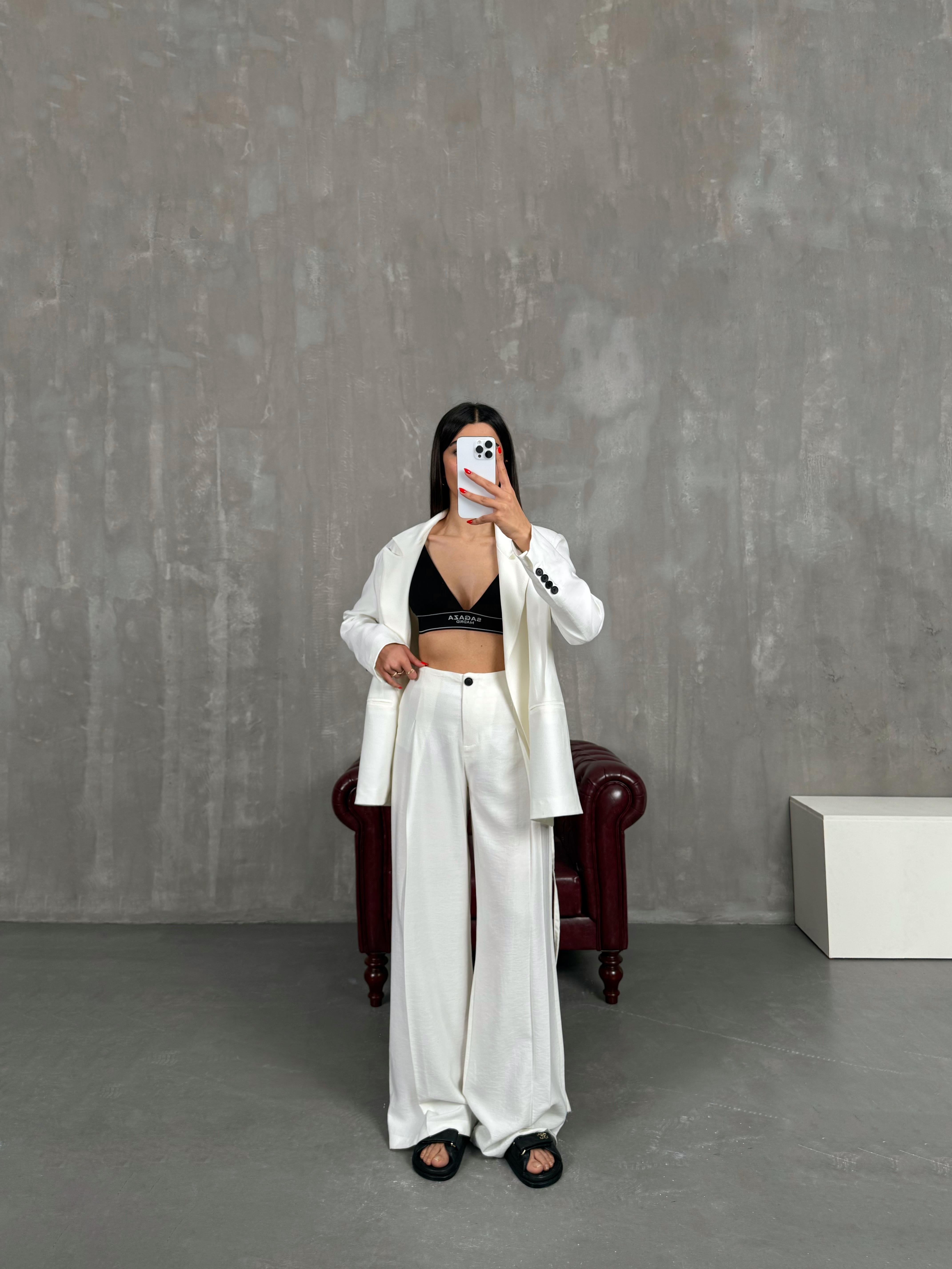 Krem Kuşak Bağlamalı Astarlı Takım Gaus00192GausTAKIMGU1001449