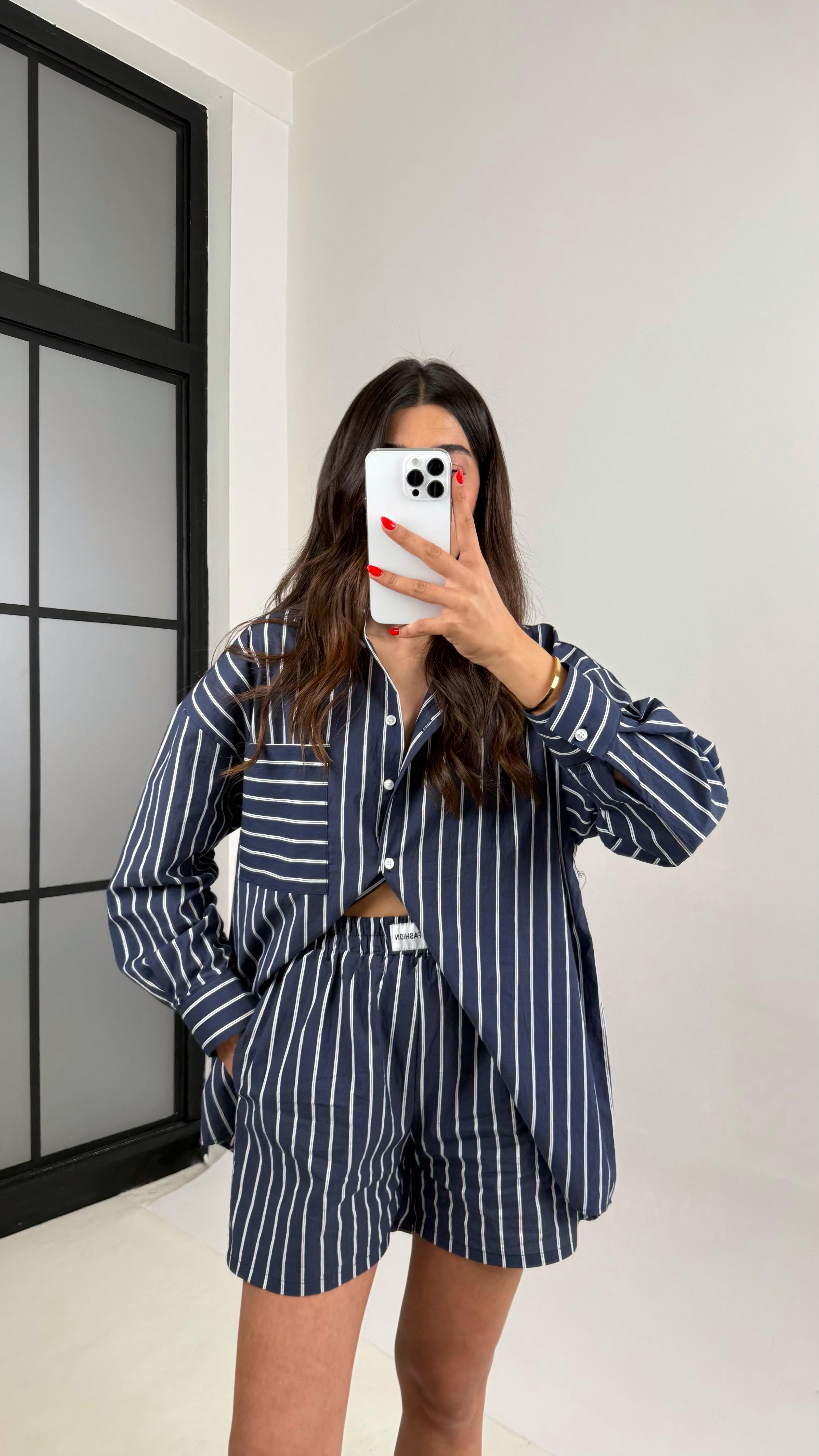 Lacivert Beyaz Çizgili Gömlek Şort İkili Keten Takım Gaus00475GausTAKIMGU1002110