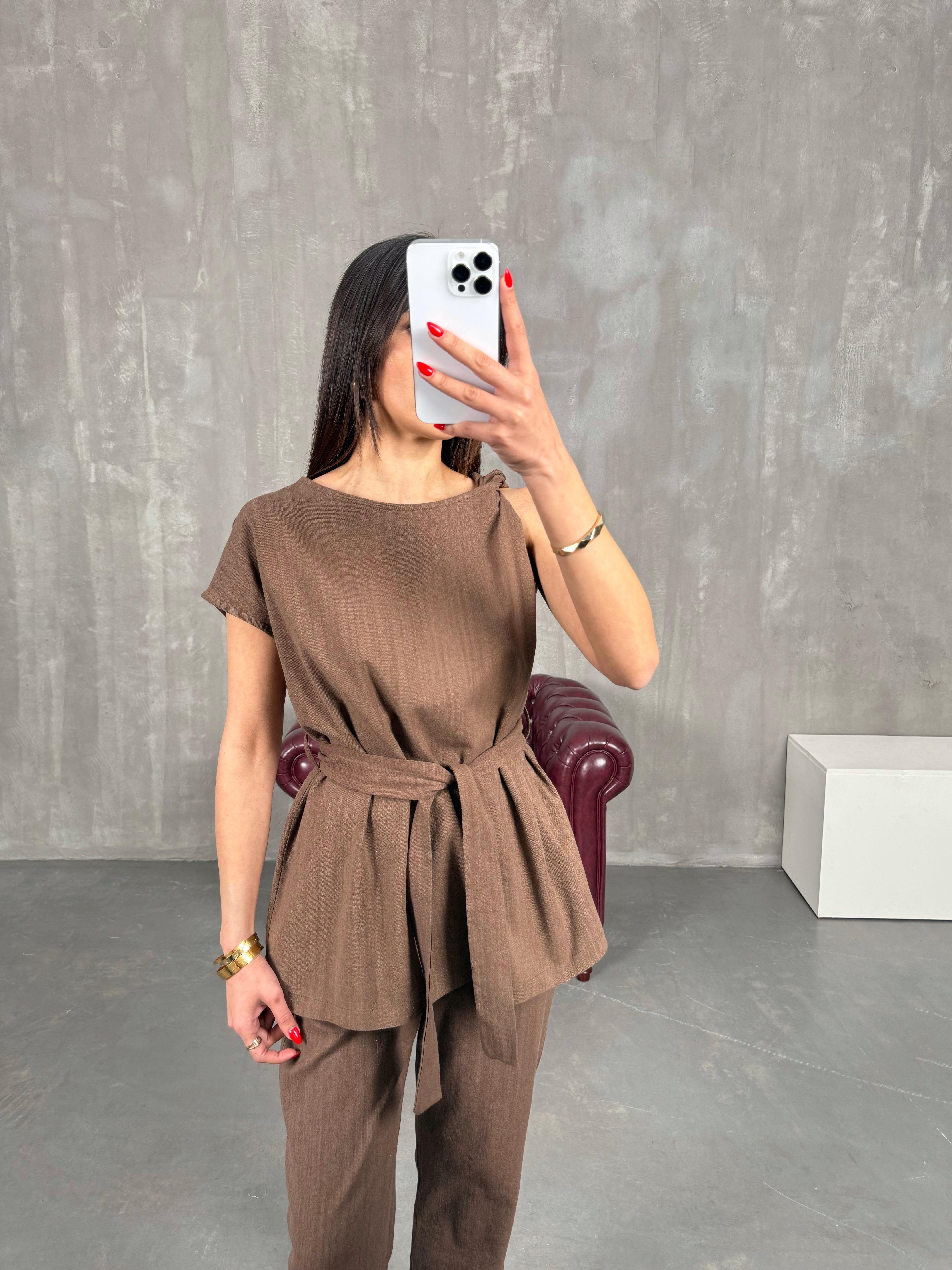 Kahve Omuz Detaylı Kuşaklı Keten Takım Gaus00188GausTAKIMGU1001433