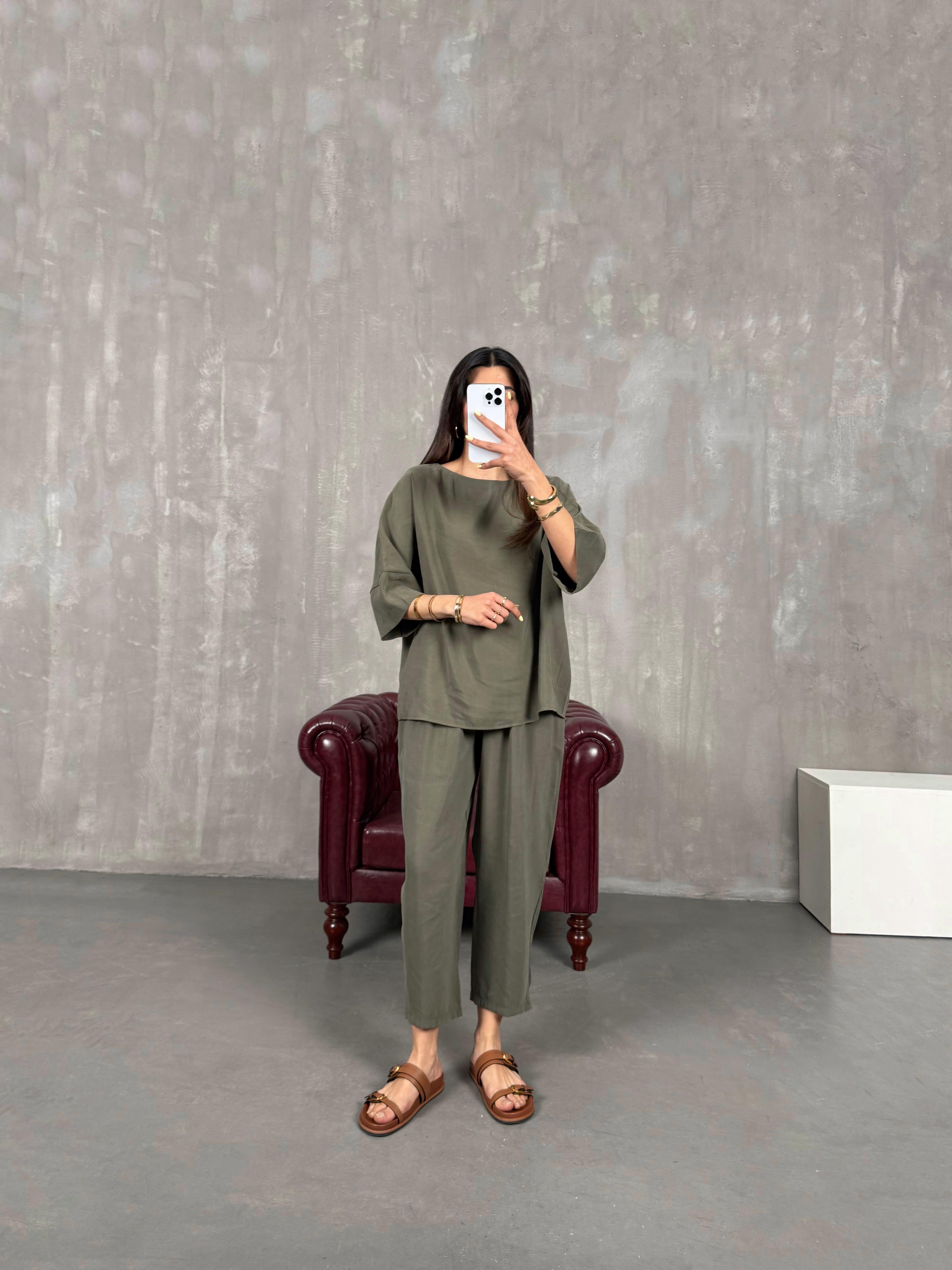 Haki Bisiklet Yaka Kırışık Tensel Takım Gaus00132GausTAKIMGU1001300