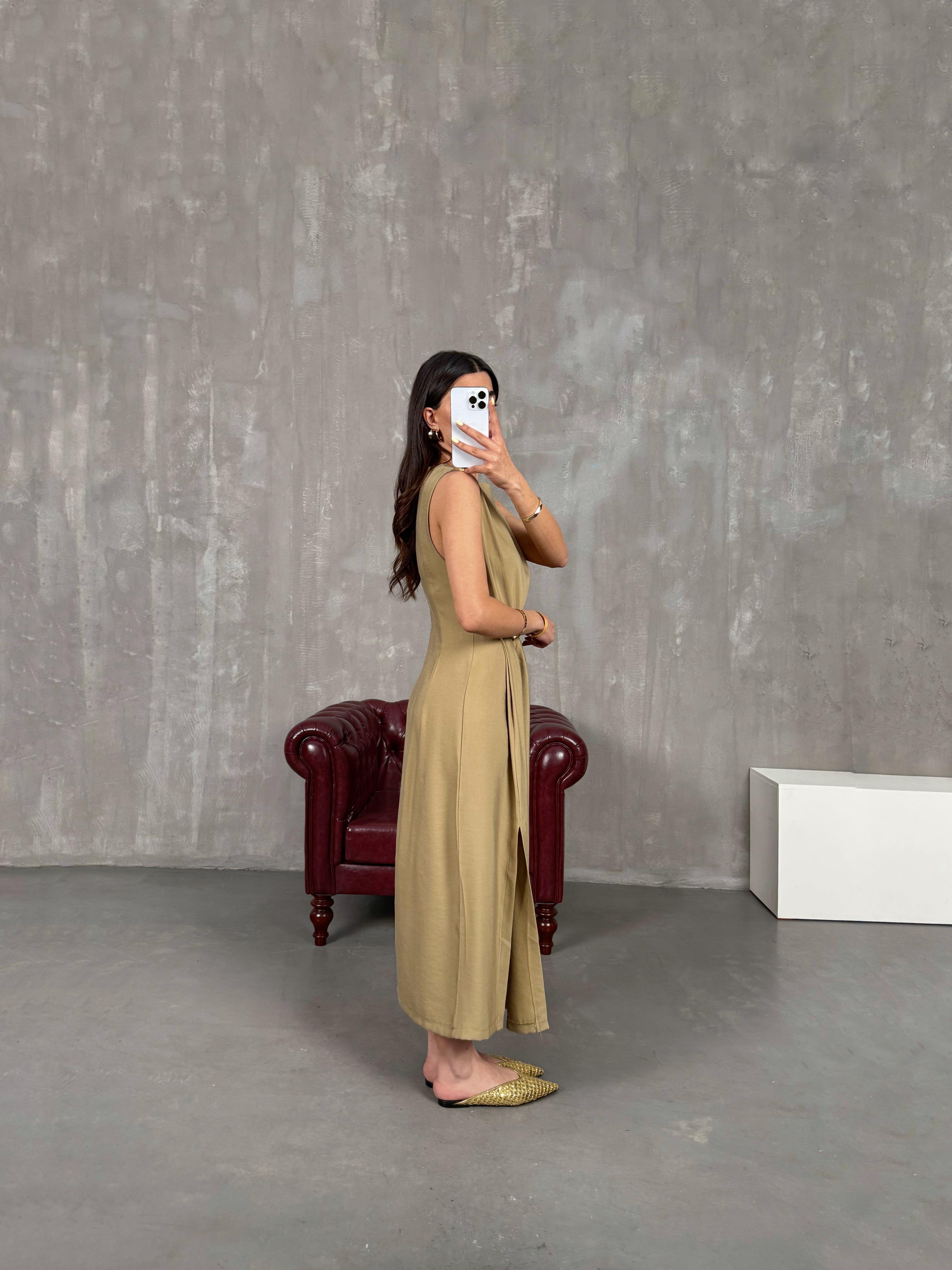 Haki Sıfır Kol Gold Detaylı Yırtmaçlı Elbise Gaus00141GausELBİSEGU1001325