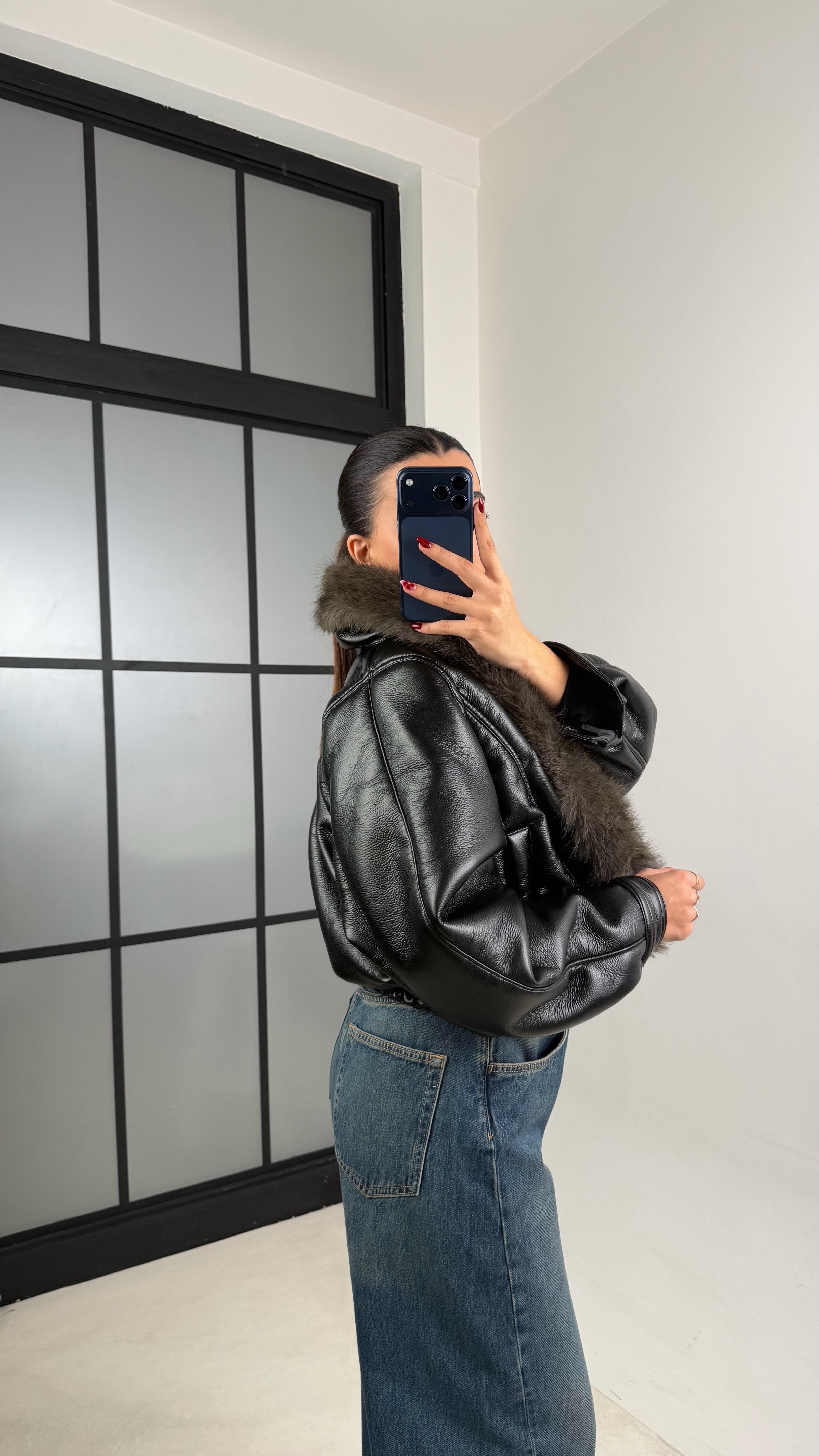 Siyah Yaka Kürk Detaylı Astarlı Bomber Deri Ceket GAUS-00666GAUS السترات  GAUS-00666