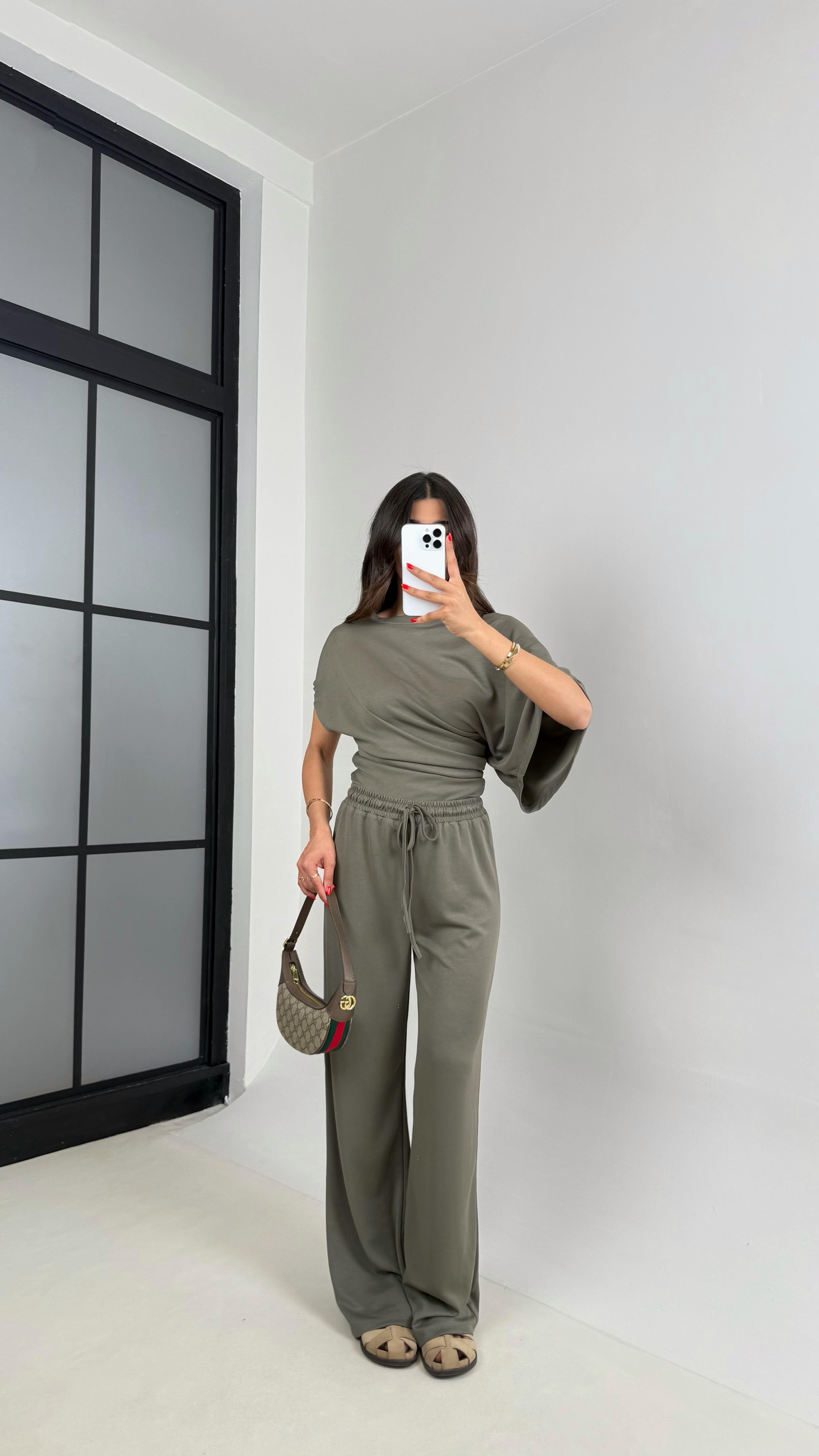 Haki Yarasa Kol Bluz Beli Lastikli Pantolon Tasarım Modal Kumaş Takım Gaus00490GausTAKIMGU1002149