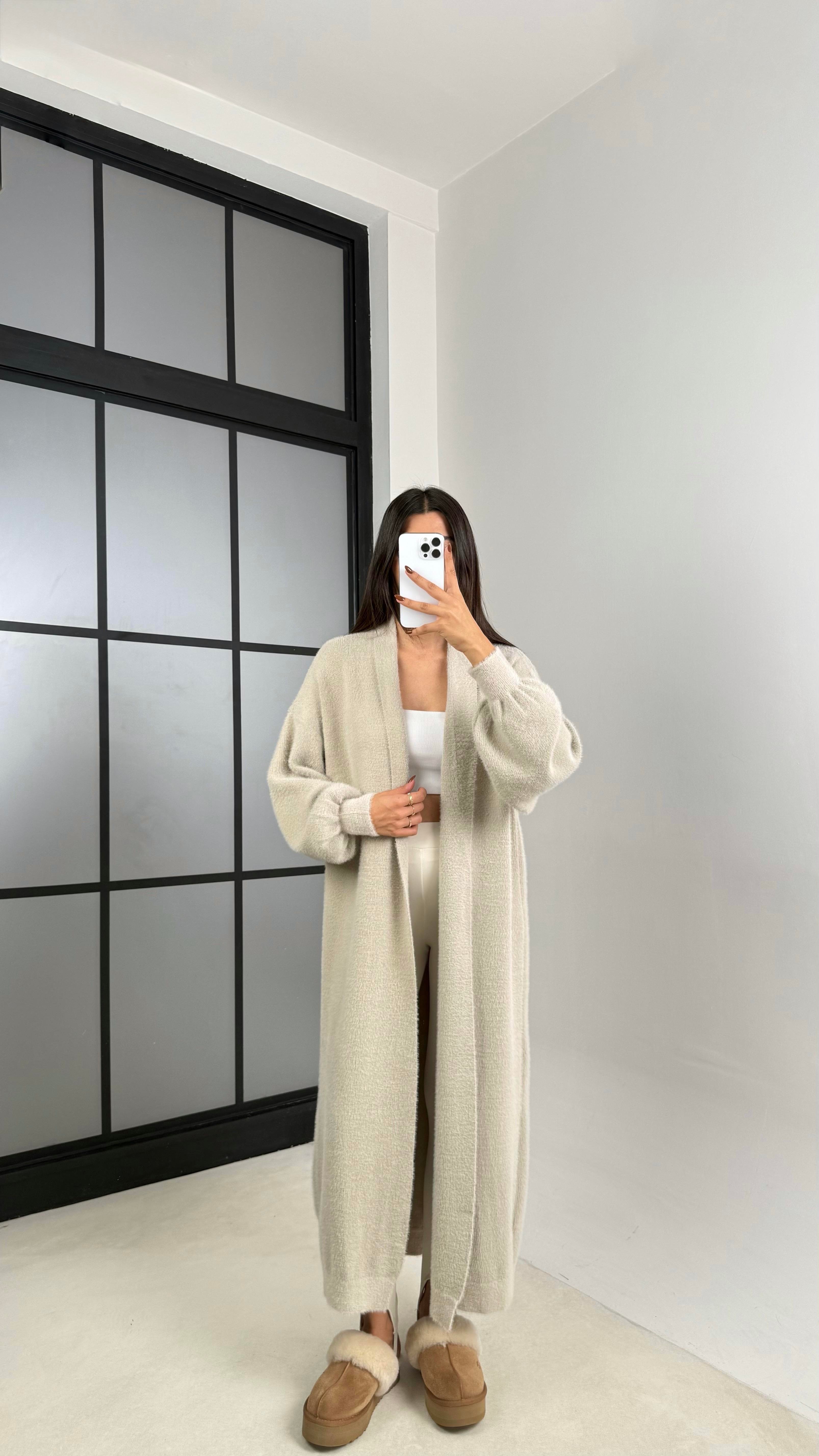 Krem Uzun Oversize Triko Hırka GAUS-00157GAUS الكارديغان  GAUS-00157