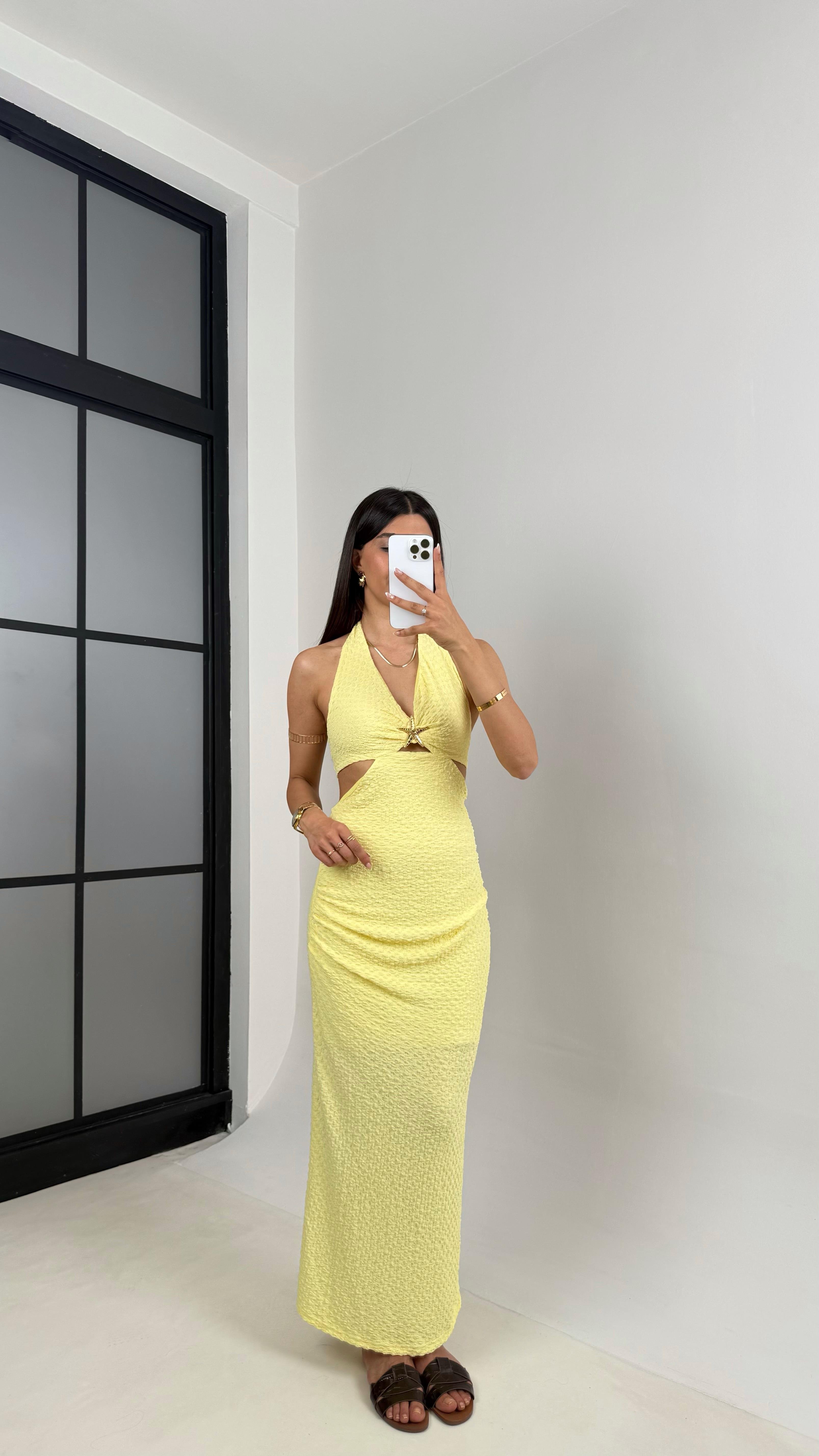 Sarı Boyundan Bağlamalı Astarlı Gold Yıldız Tokalı Dekolteli Bürümcük Elbise Gaus00582GausELBİSEGU1002357