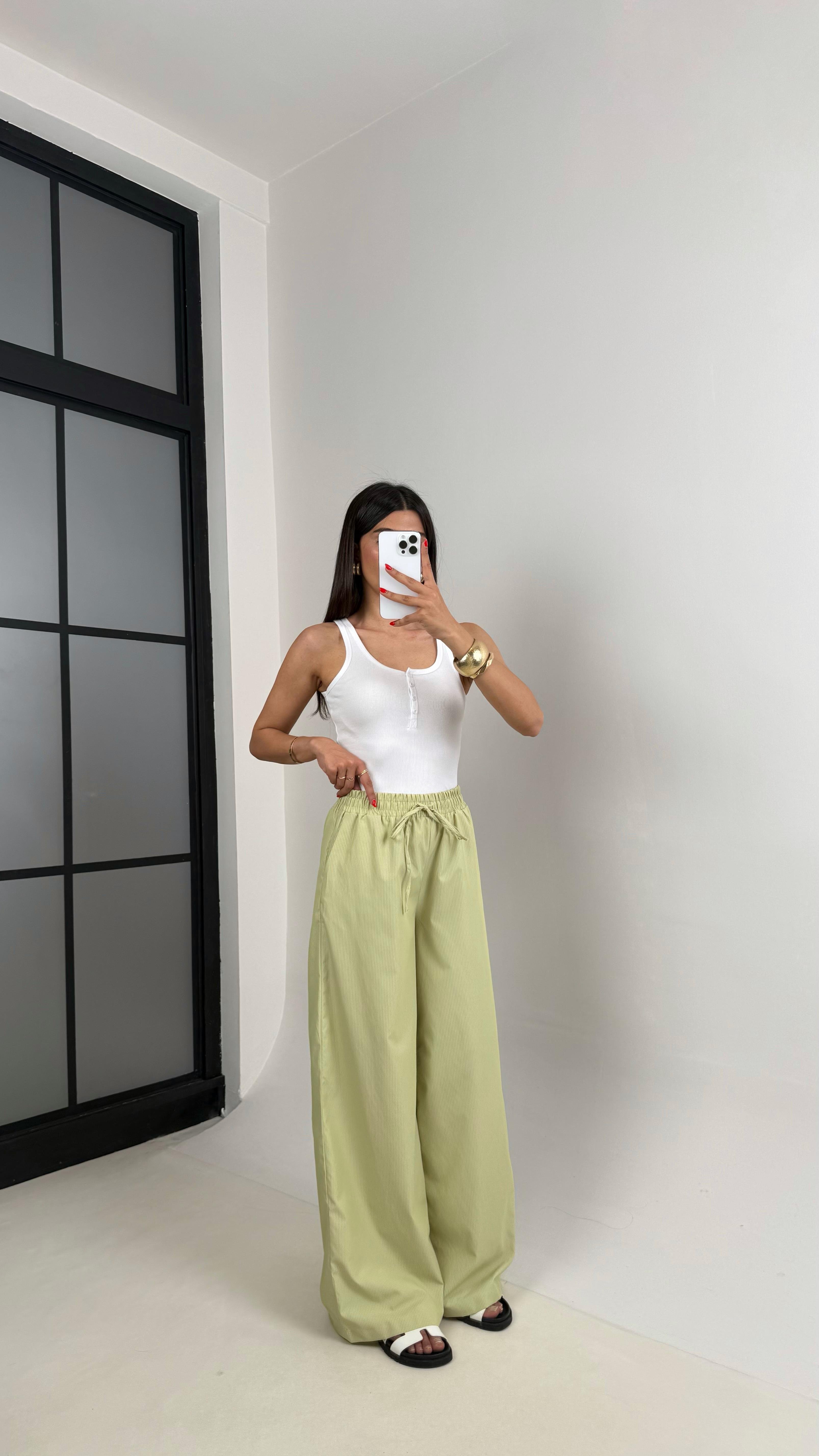 Yeşil Beli Lastikli Çizgili Paraşüt Kumaş Pantolon Gaus00499GausPANTOLONGU1002170