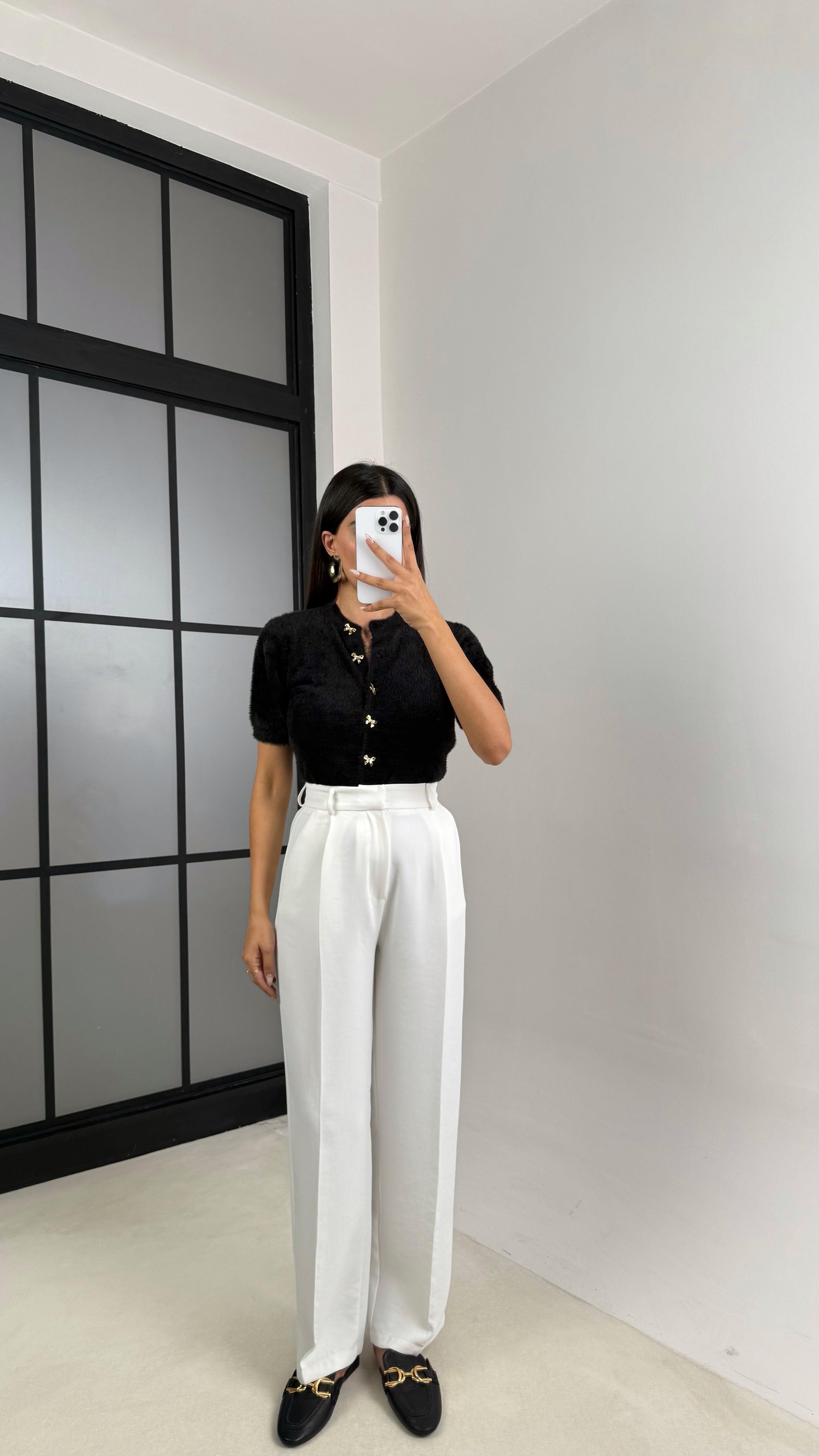 Beyaz Cep Detaylı Kumaş Pantolon GAUS-00140GAUSPANTOLONGAUS-00140