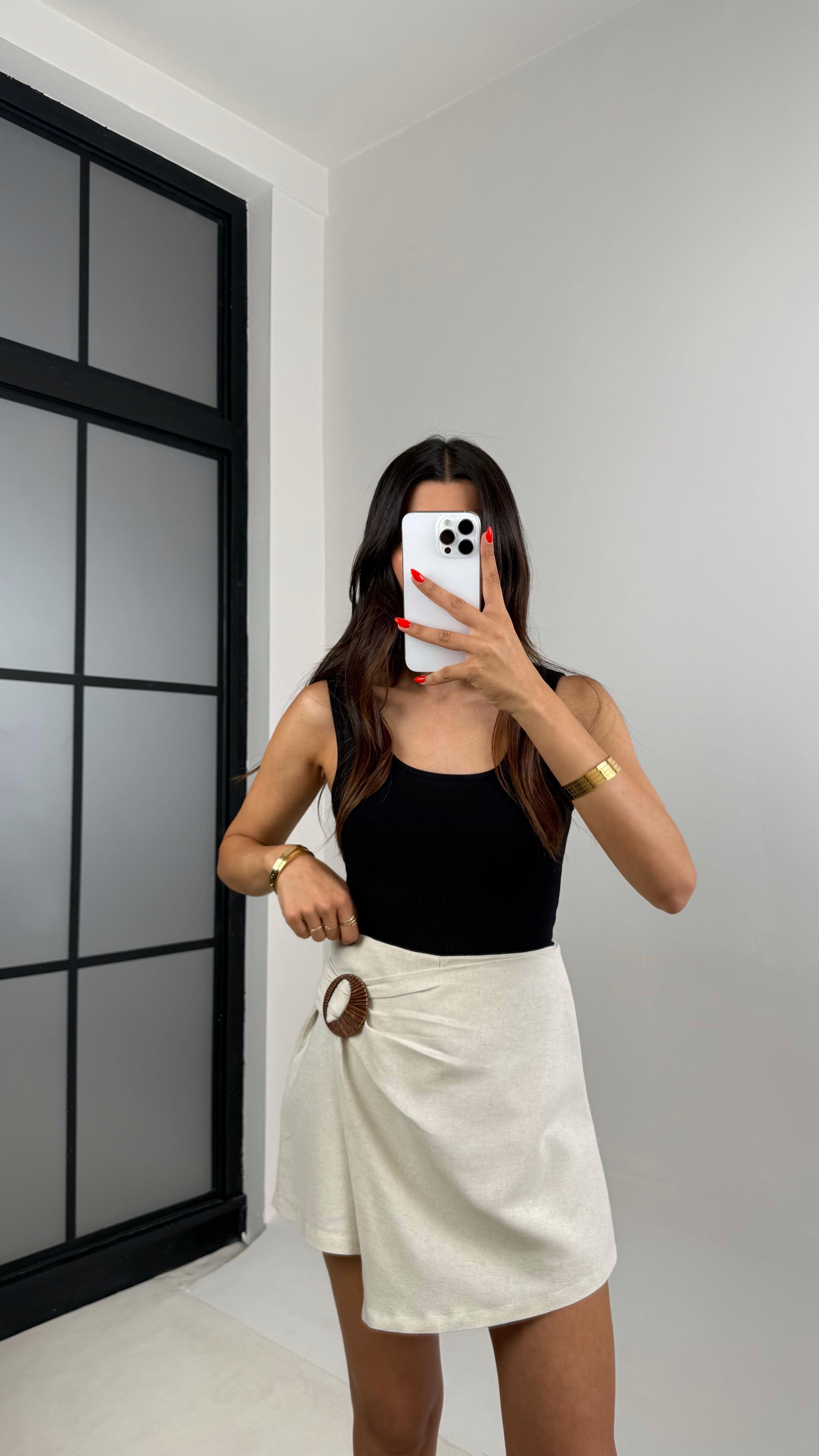 Taş Toka Detaylı Keten Şort Etek GAUS-0010GAUSETEKGAUS-0010