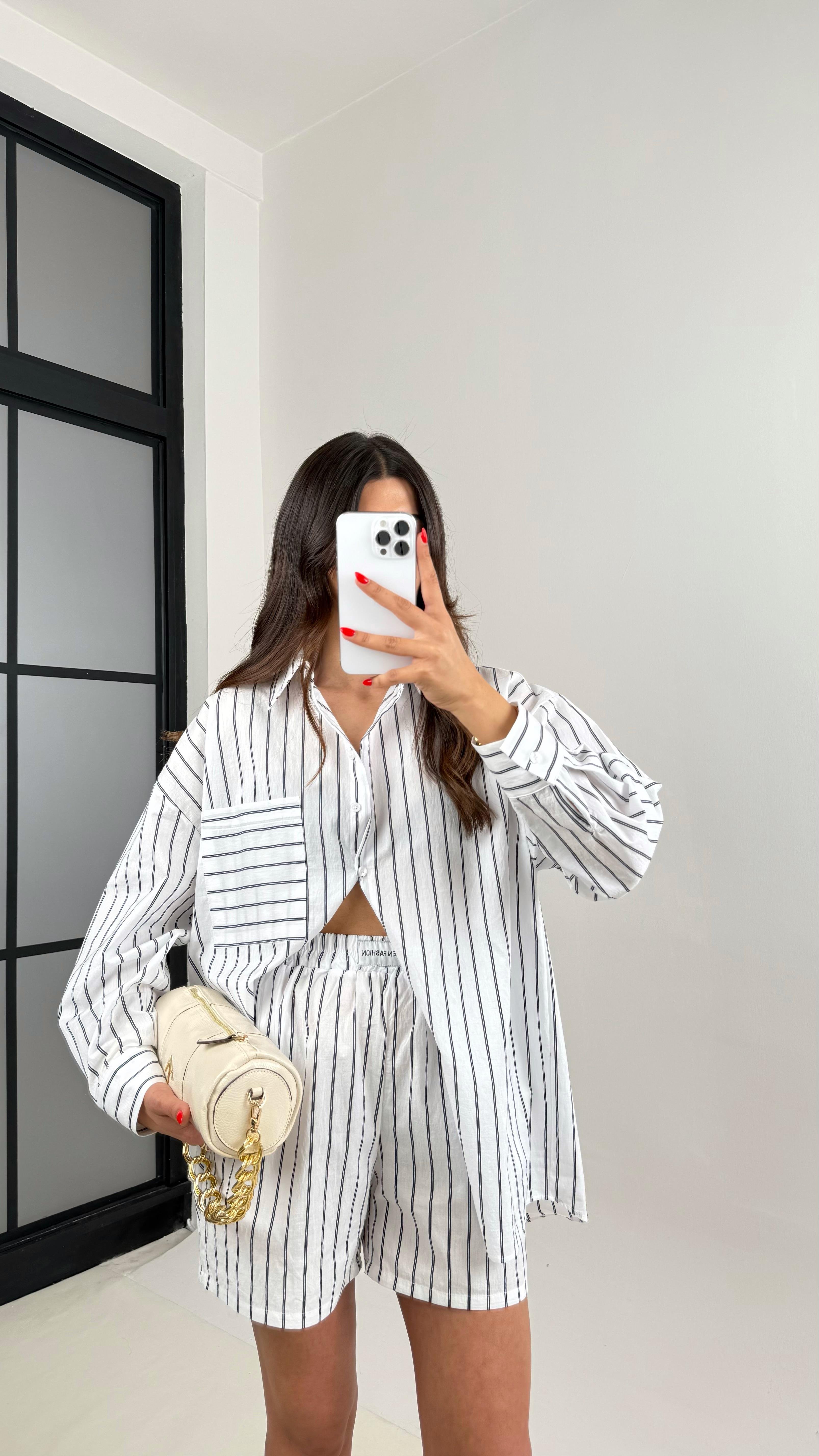 Beyaz Siyah Çizgili Gömlek Şort İkili Keten Takım Gaus00475GausTAKIMGU1002111