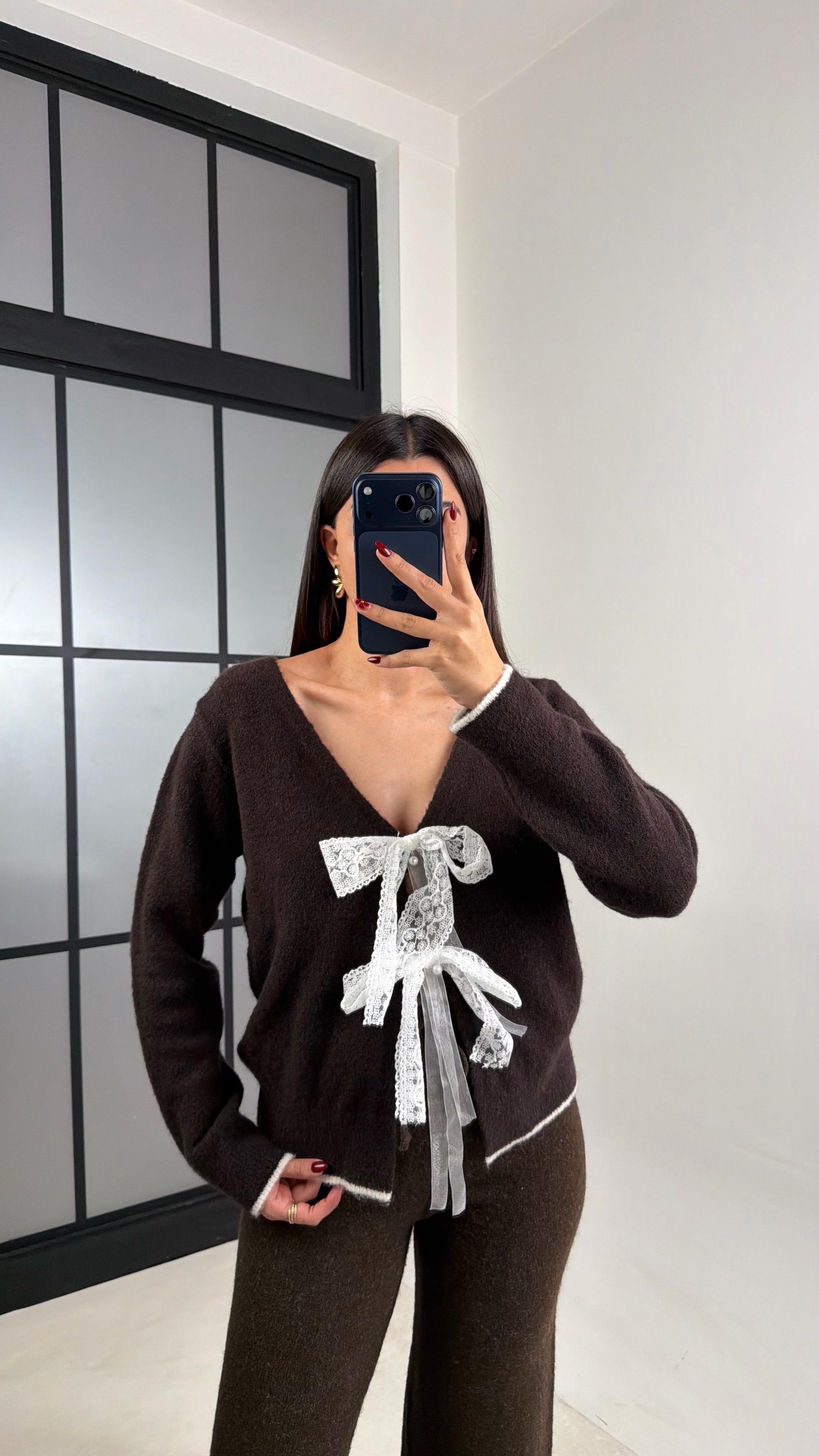 Acı Kahve Fiyonk Detaylı Triko Hırka GAUS-00633GAUS الكارديغان  GAUS-00633