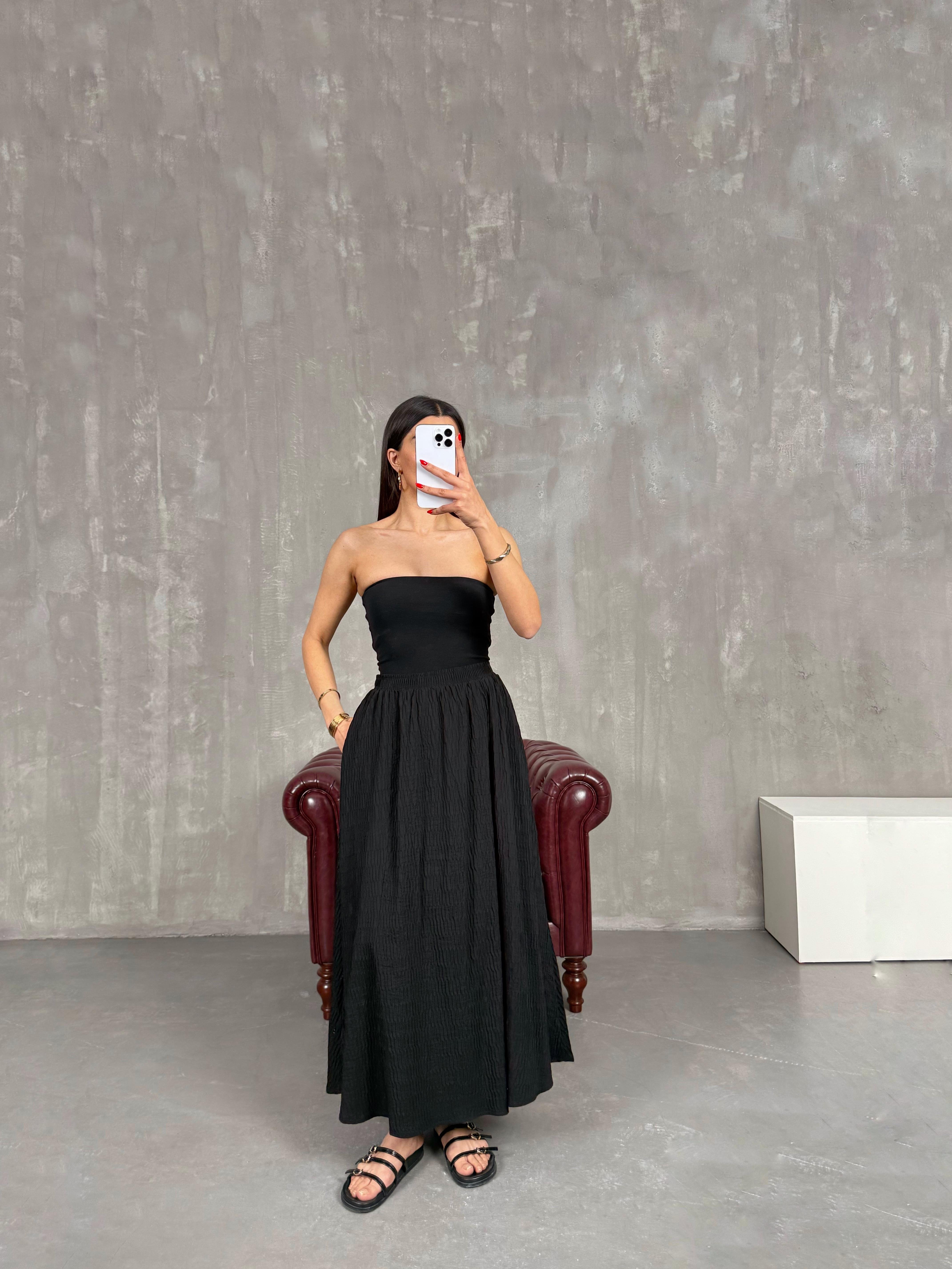 Siyah Beli Lastikli Astarlı Büzgü Detaylı Etek Gaus00196GausETEKGU1001461