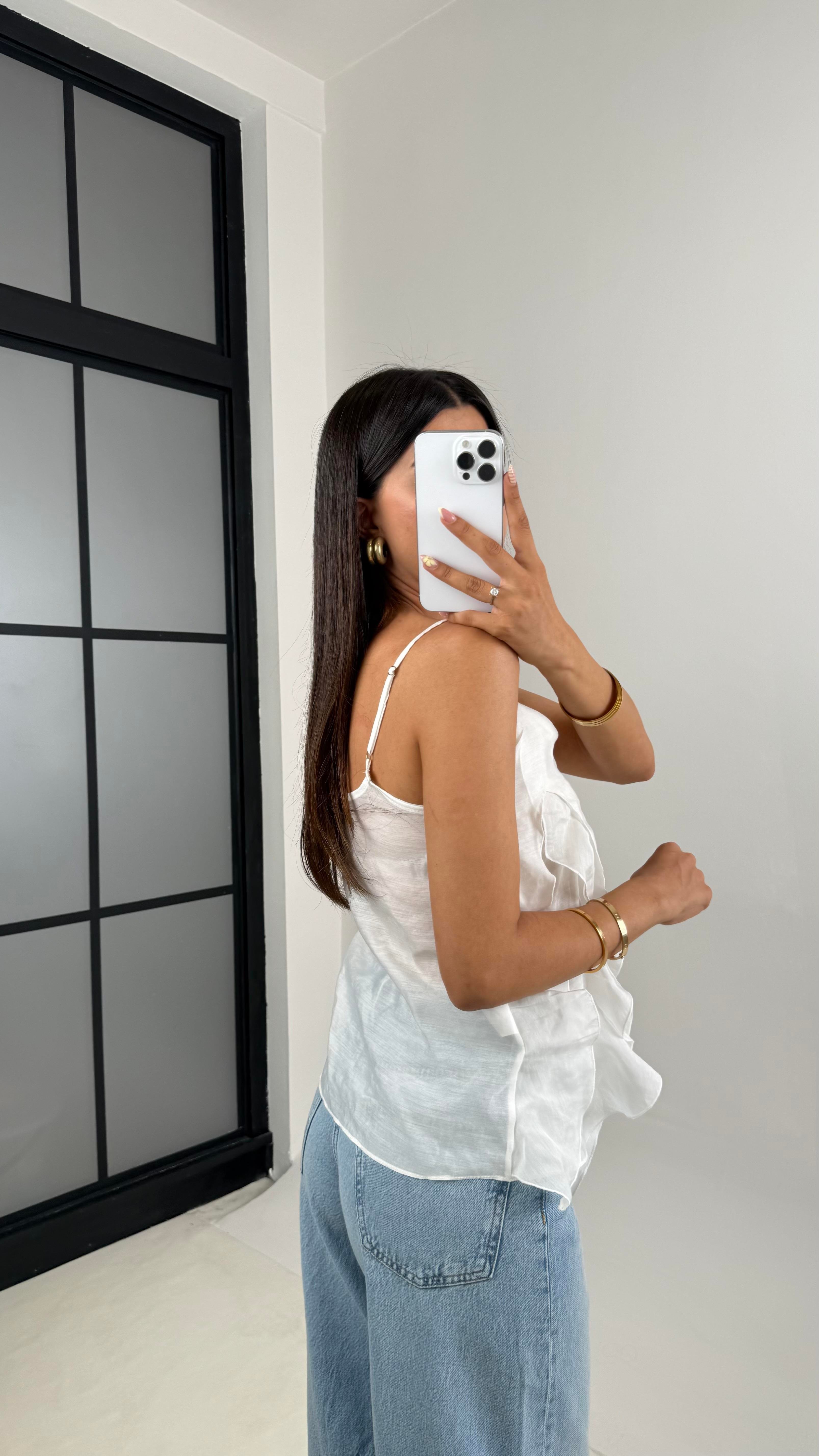 Beyaz Ayarlanabilir Askılı MD Muadil Fırfır Detaylı Şifon Bluz Gaus00665Gausالبلوزات GU1002536