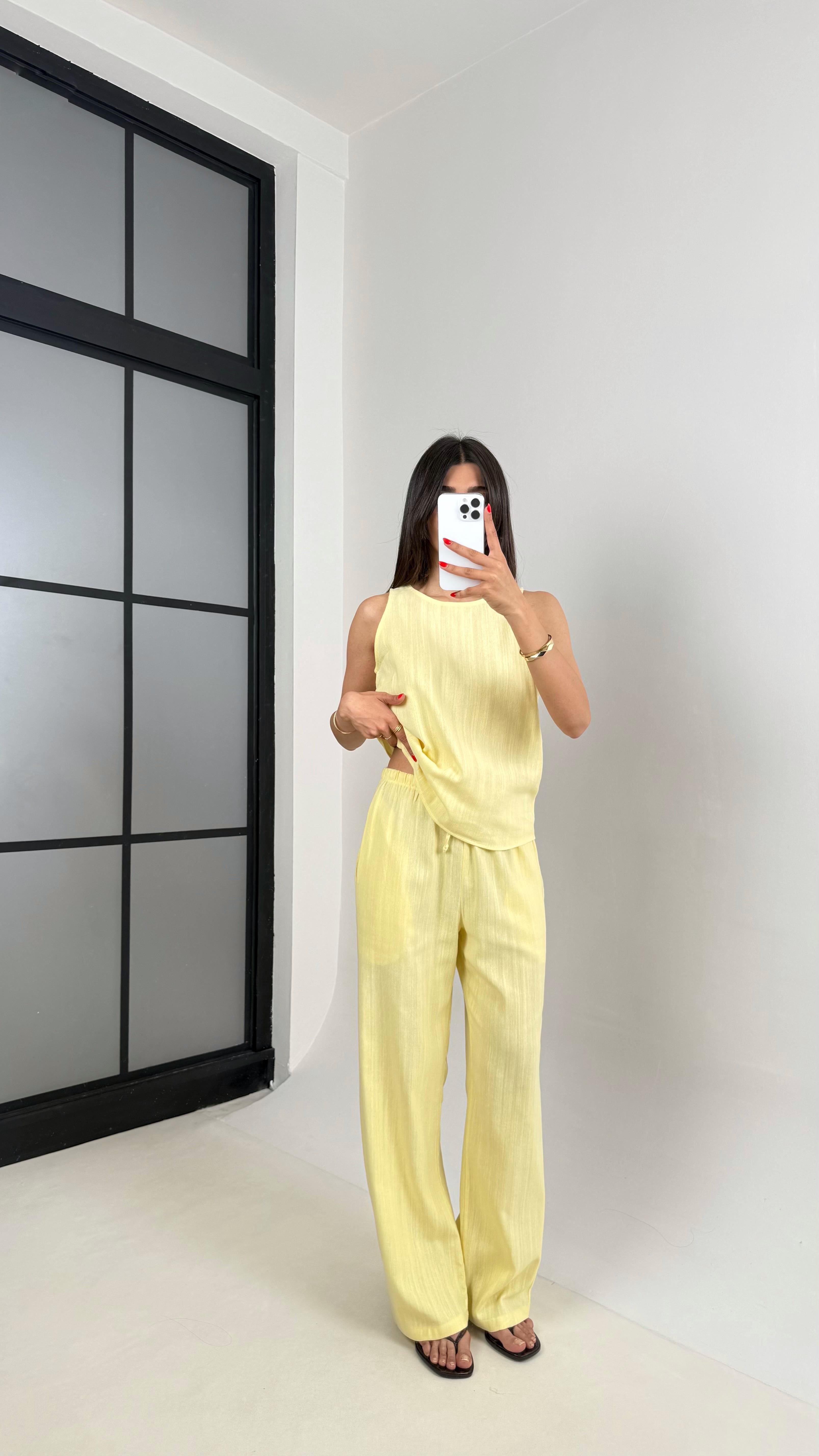 Sarı Sıfır Kol Bluz Beli Lastikli Pantolon Md Muadil Keten Takım Gaus00495 GausTAKIMGU1002159