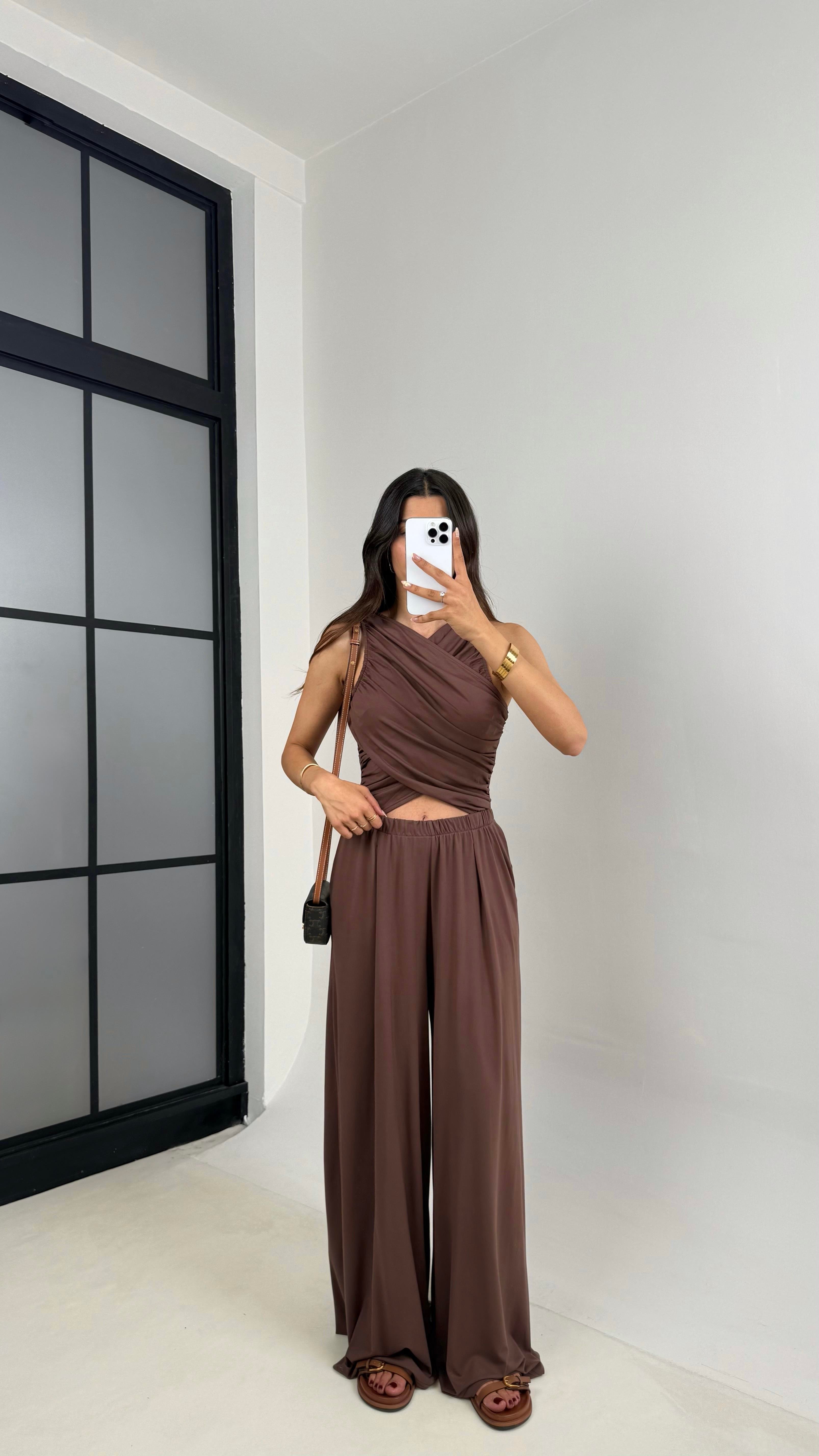 Kahve Oys Muadil Dekolteli Beli Lastikli Cepli Modal Kumaş Tulum Gaus00648Gaus الأوفرول GU1002506