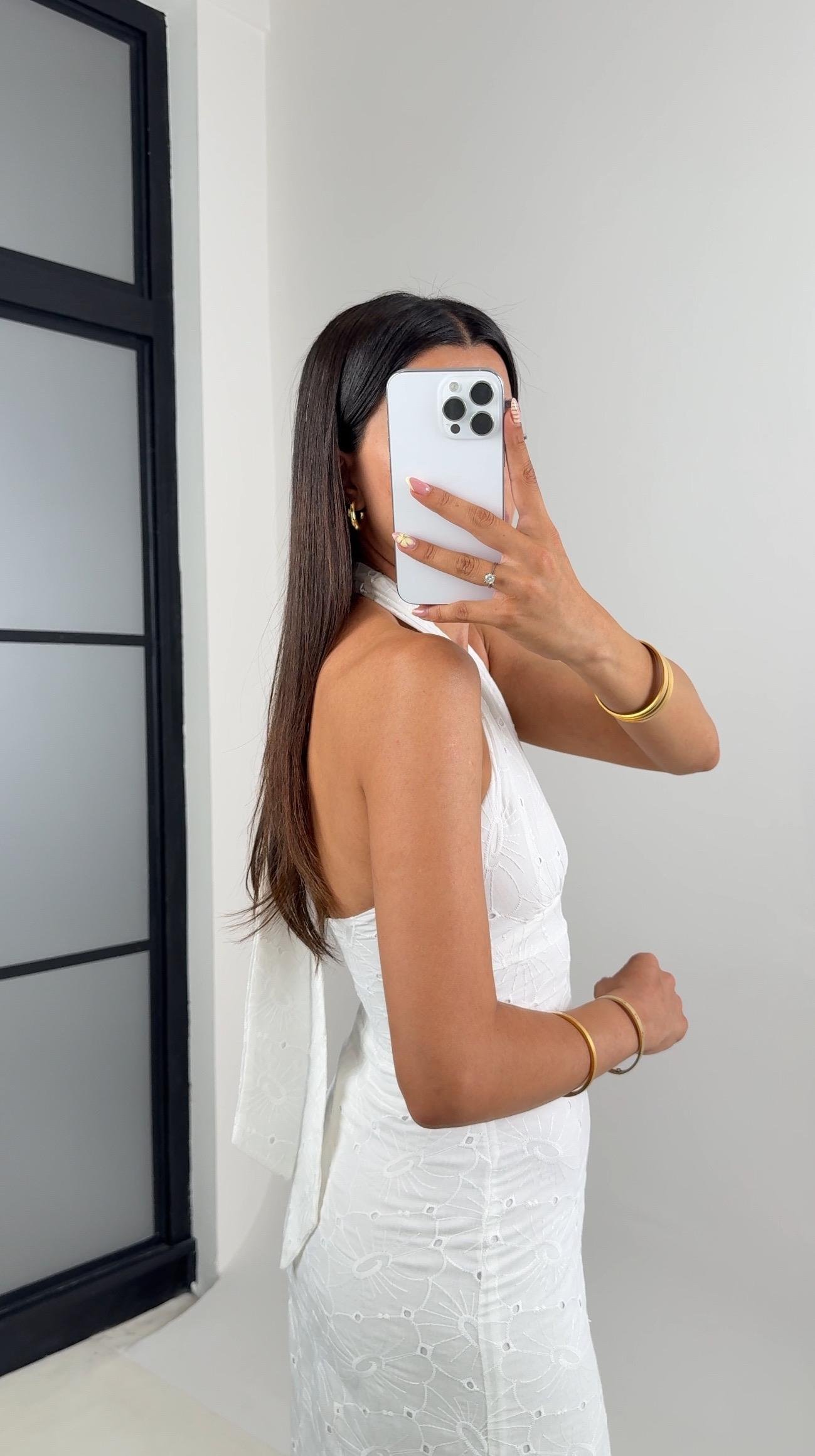 Beyaz Boyundan Bağlamlı Astarlı Fistolu Elbise Gaus00669GausELBİSEGU1002546