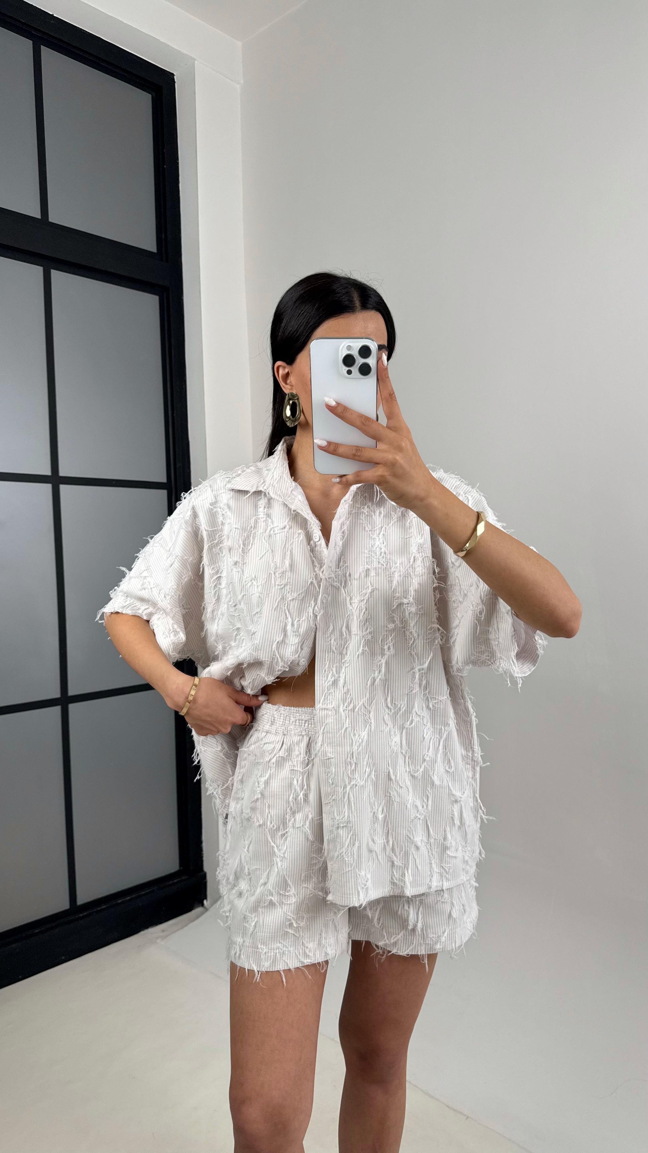 Taş Vizon Çizgili Gömlek Beli Lastikli Şort Püskül Detaylı Takım Gaus00422GausTAKIMGU1002055