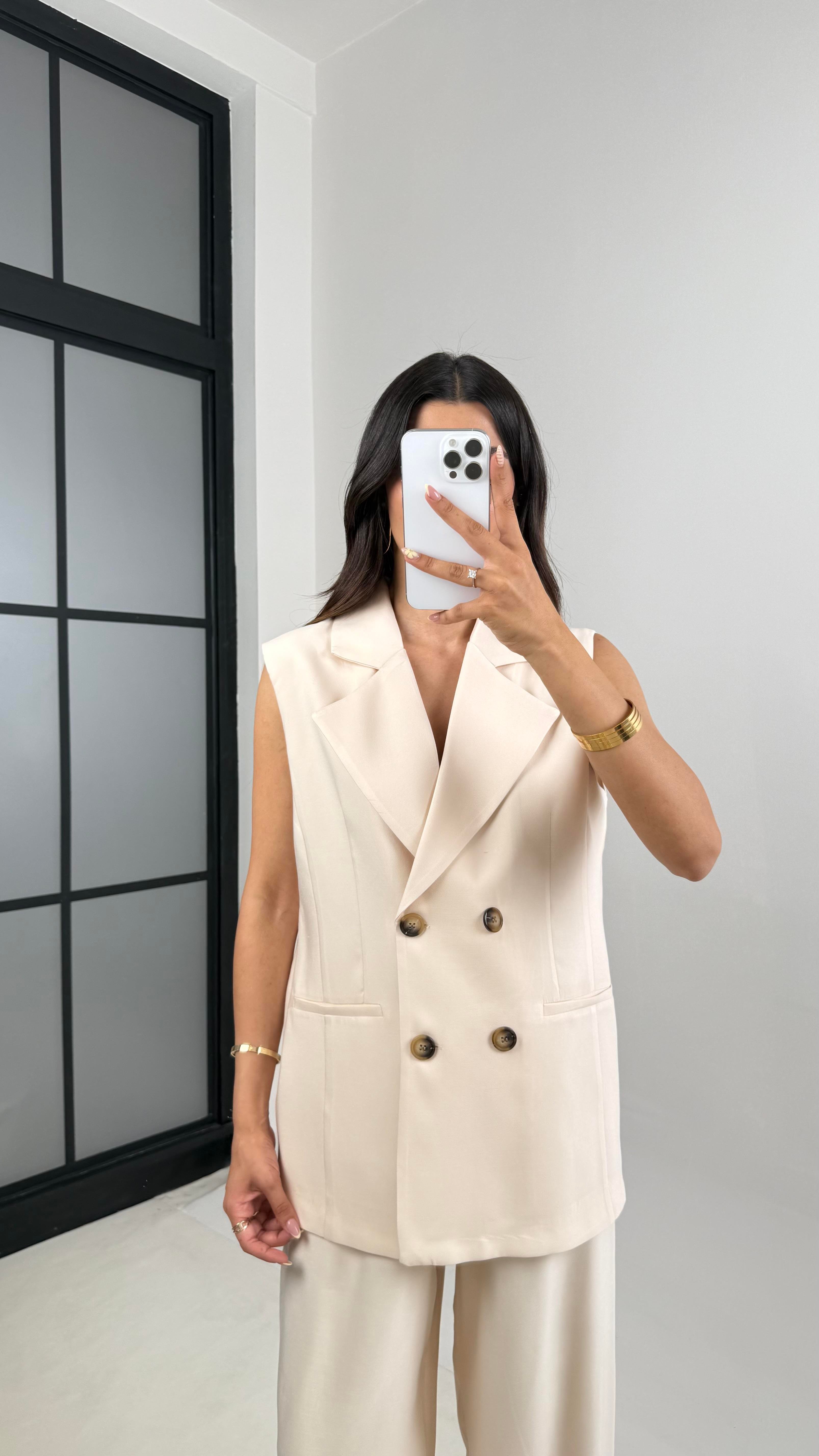 Krem Önü Düğmeli Astarlı Yelek Beli Lastikli Pantolon Premium Kumaş Takım Gaus00653GausTAKIMGU1002517