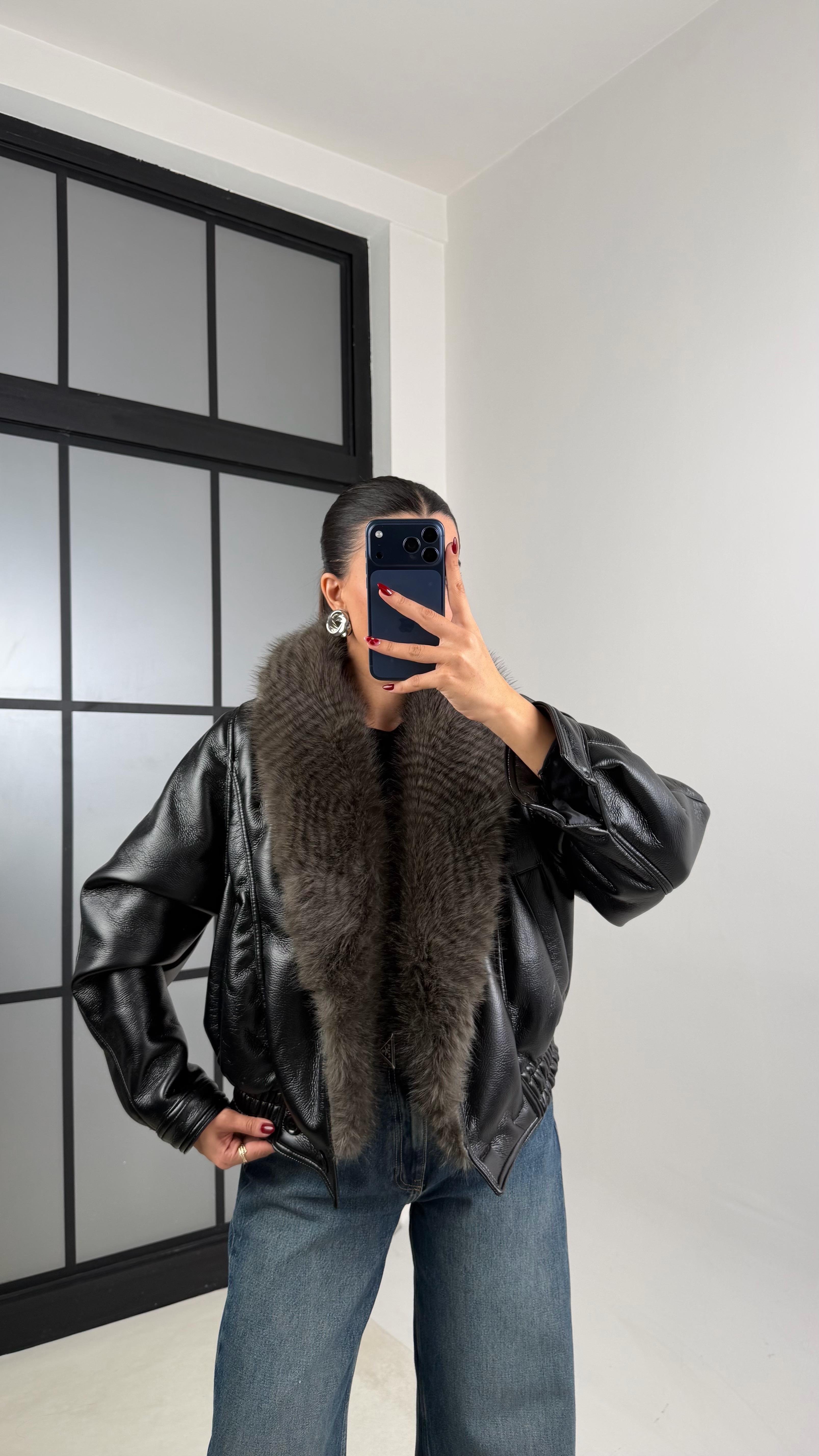 Siyah Yaka Kürk Detaylı Astarlı Bomber Deri Ceket GAUS-00666GAUS السترات  GAUS-00666