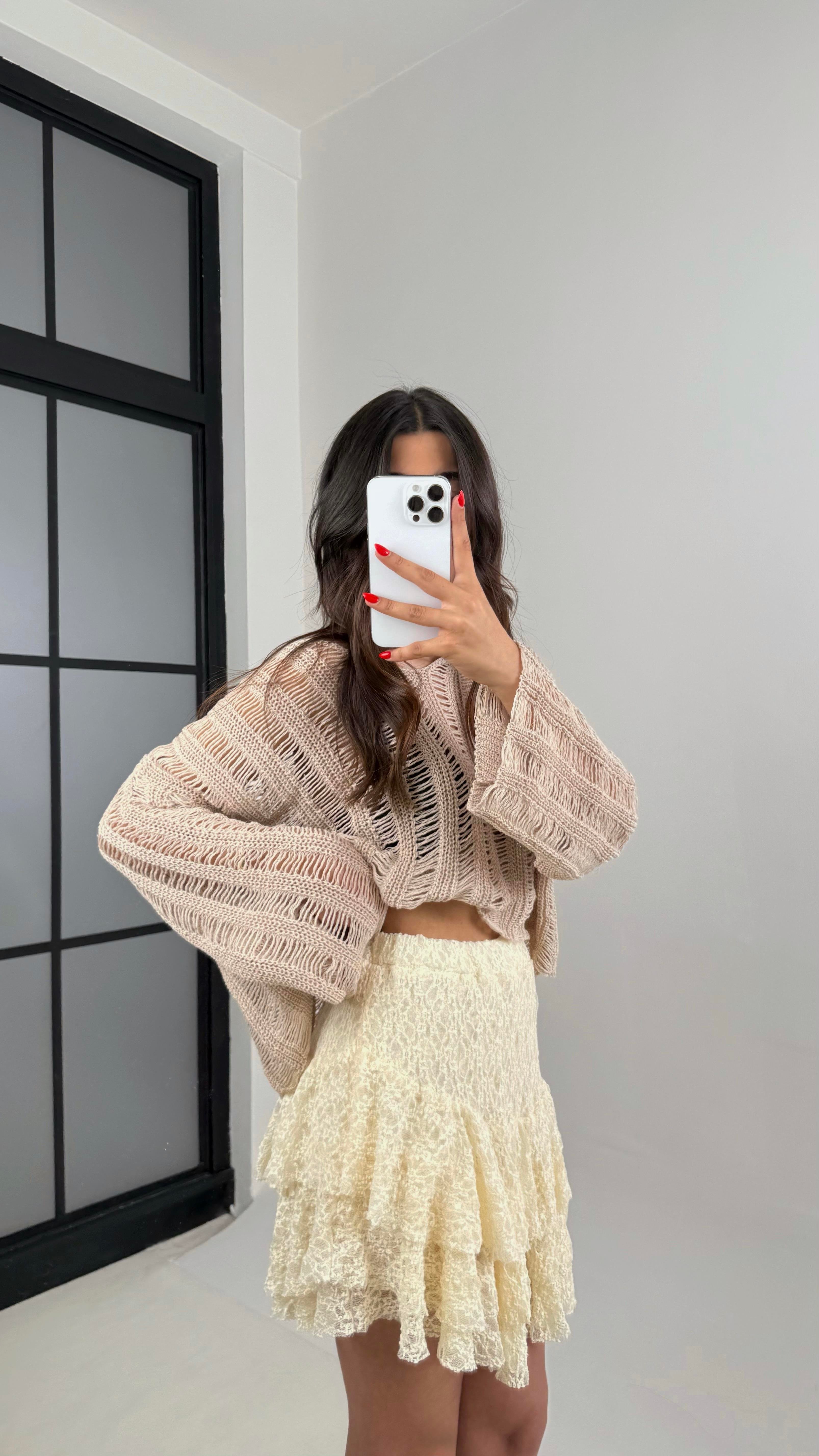 Ekru Kabartmalı Katlı Dantel Şortlu Etek Gaus00494GausETEKGU1002158