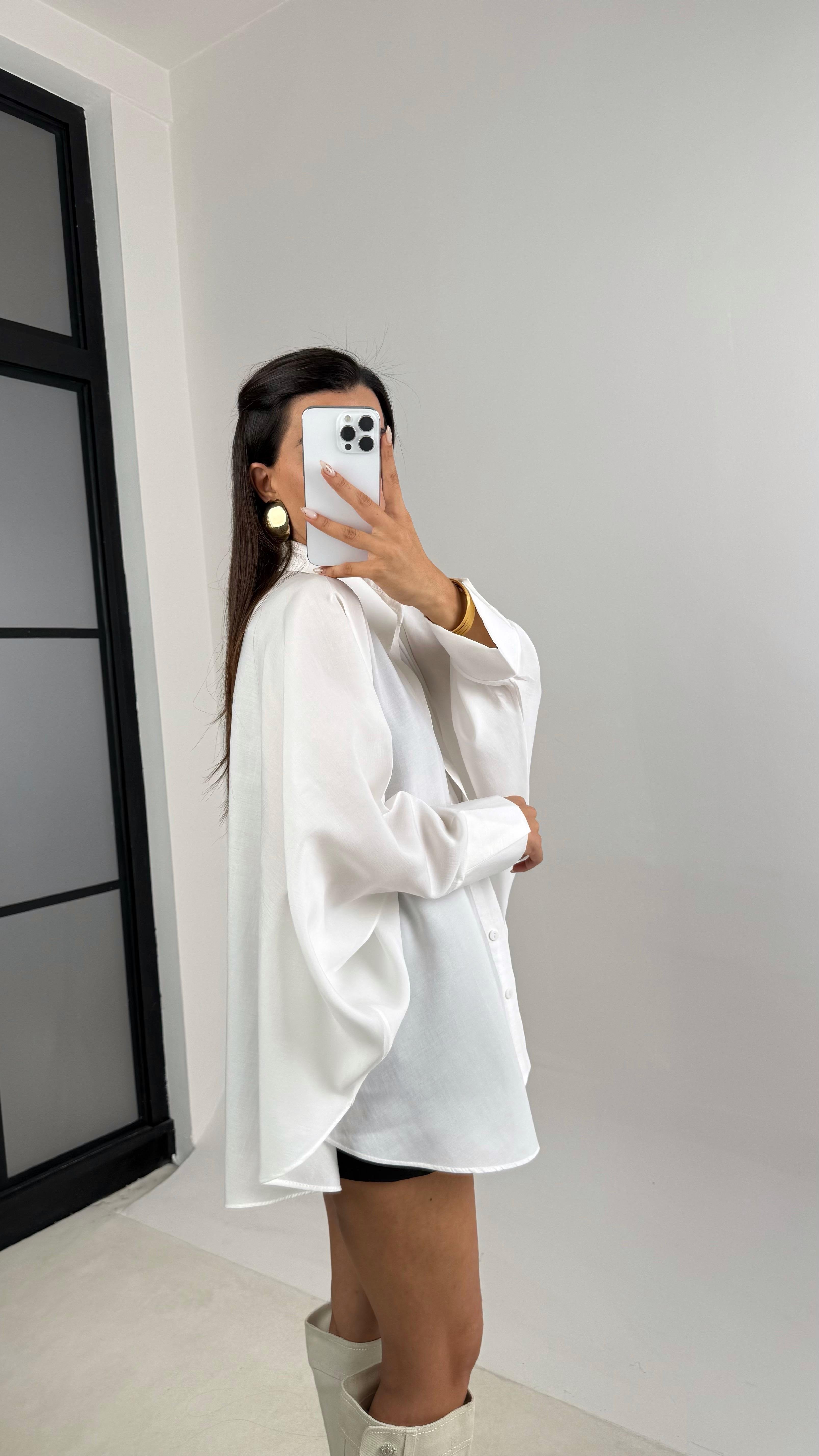 Beyaz Yarasa Kol Oversize Tencel Gömlek GAUS-00117GAUS القمصان GAUS-00117