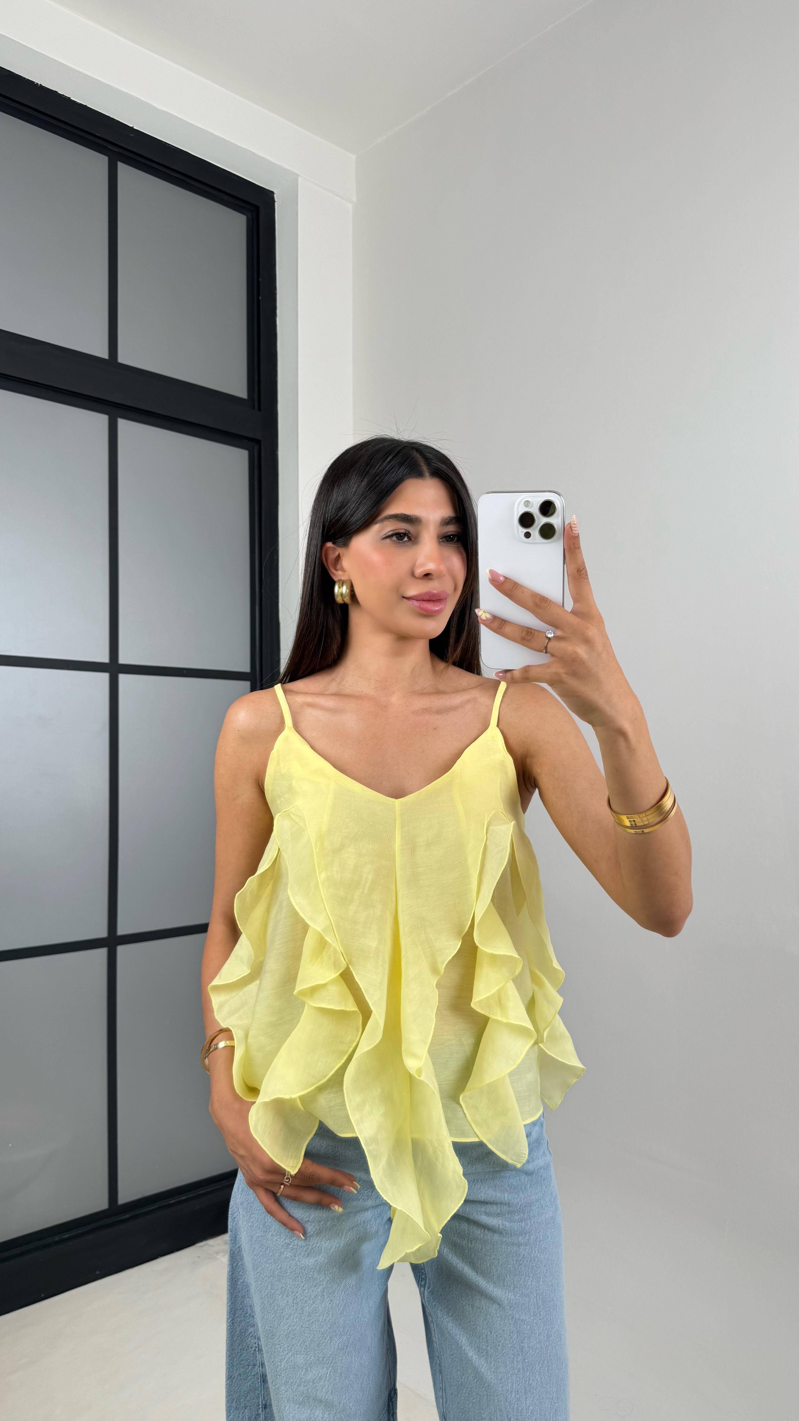 Sarı Ayarlanabilir Askılı MD Muadil Fırfır Detaylı Şifon Bluz Gaus00665Gausالبلوزات GU1002534