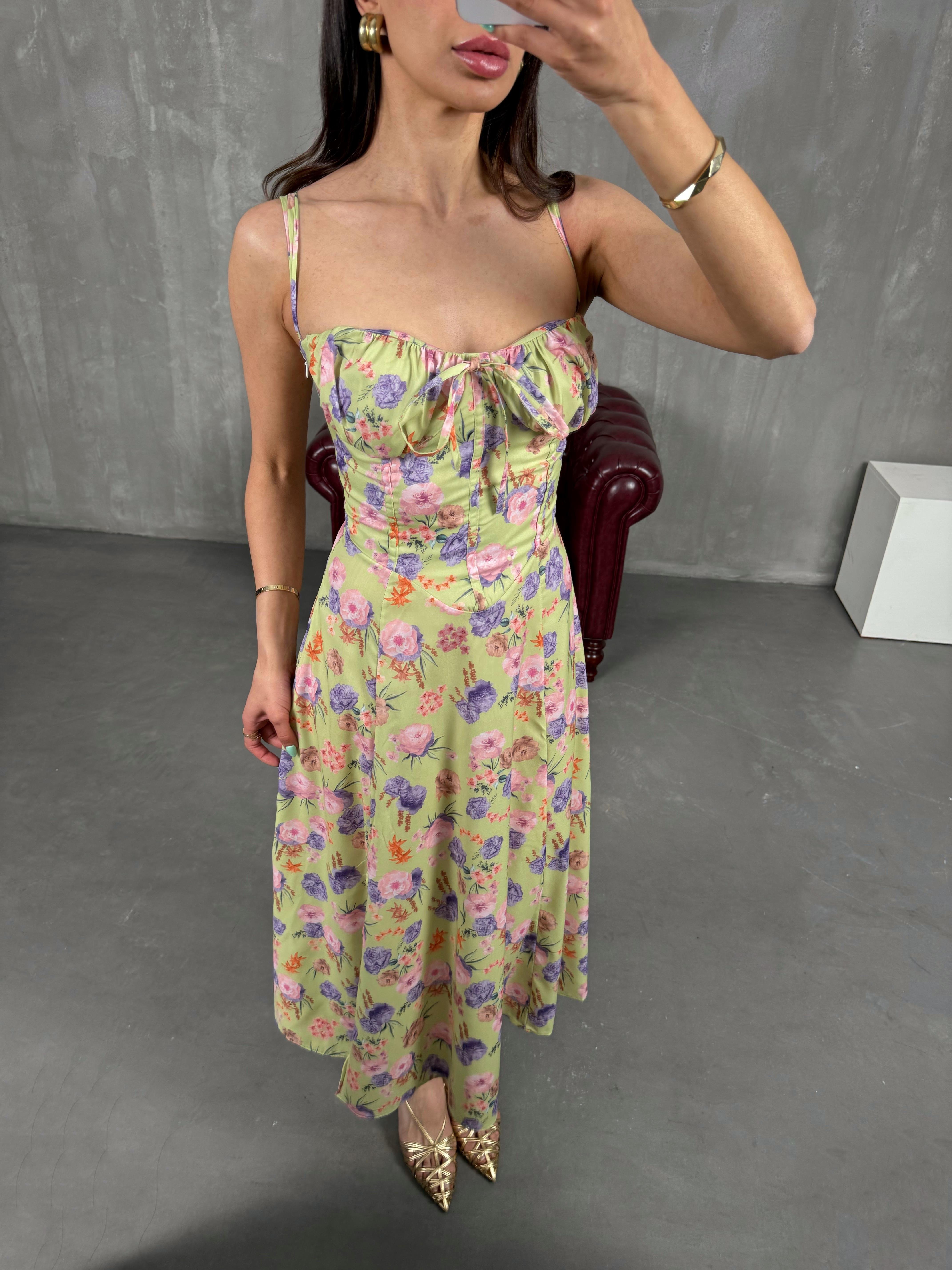 Yeşil Çiçekli Askılı Arkası Dekolteli Yandan Yırtmaçlı Pintereset Elbise Gaus00243GausELBİSEGU1001564