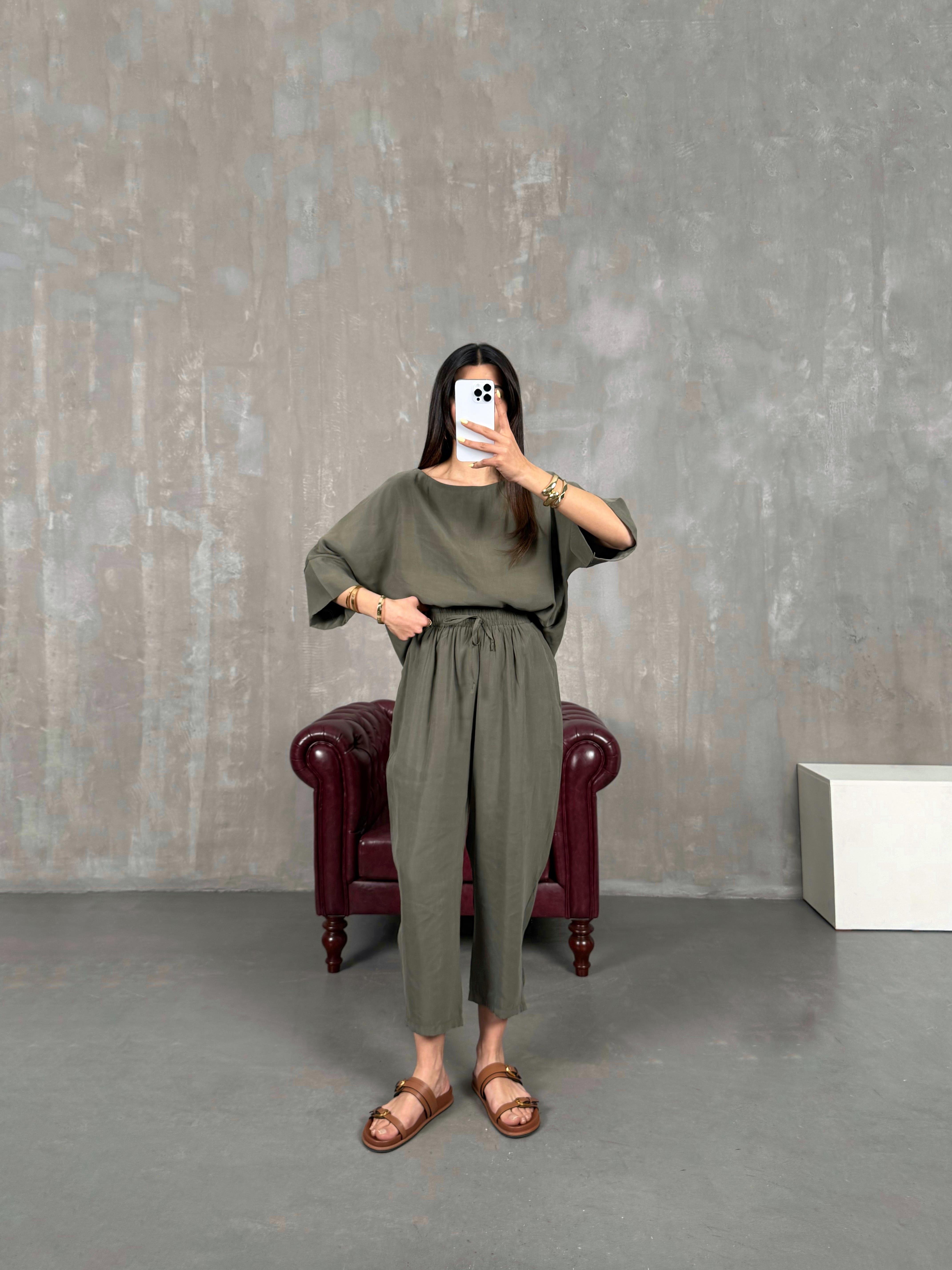 Haki Bisiklet Yaka Kırışık Tensel Takım Gaus00132GausTAKIMGU1001300