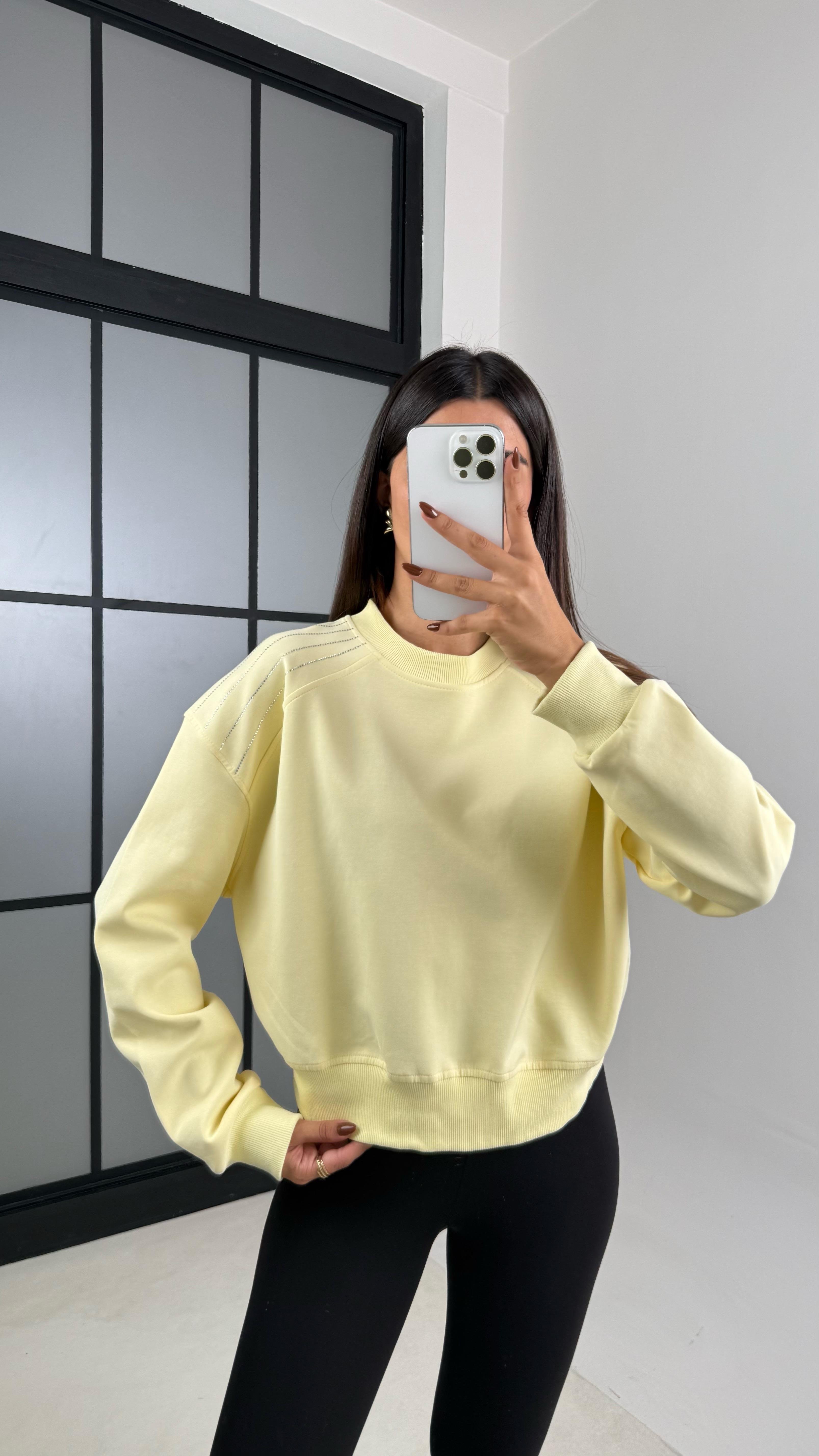 Sarı Kol Taş Detaylı Tasarım Kazak GAUS-00110GAUS الكنزات GAUS-00110