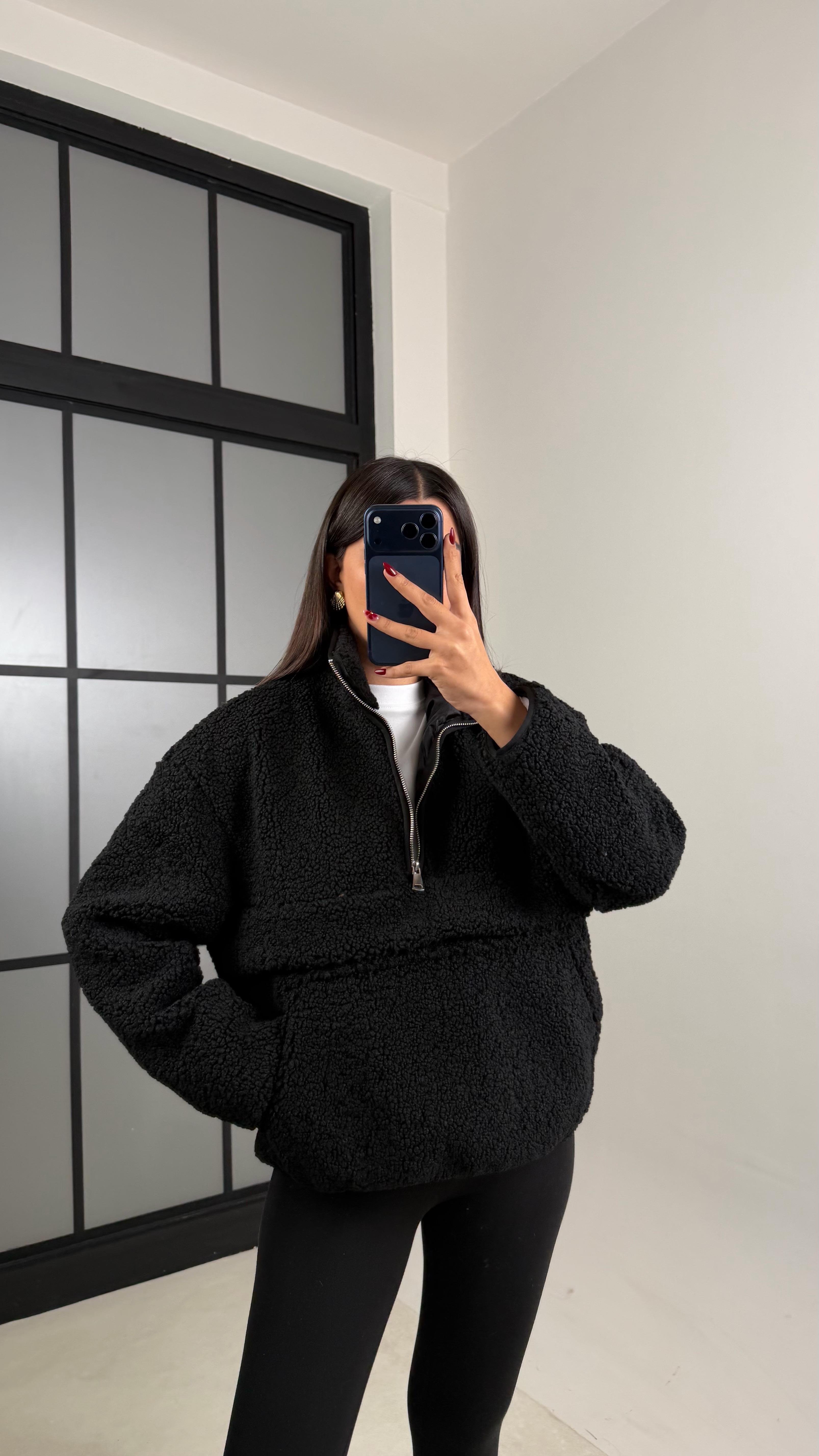 Siyah Cepli Yaka Fermuarlı Peluş Sweatshirt GAUS-00672GAUSالسويت شيرت GAUS-00672