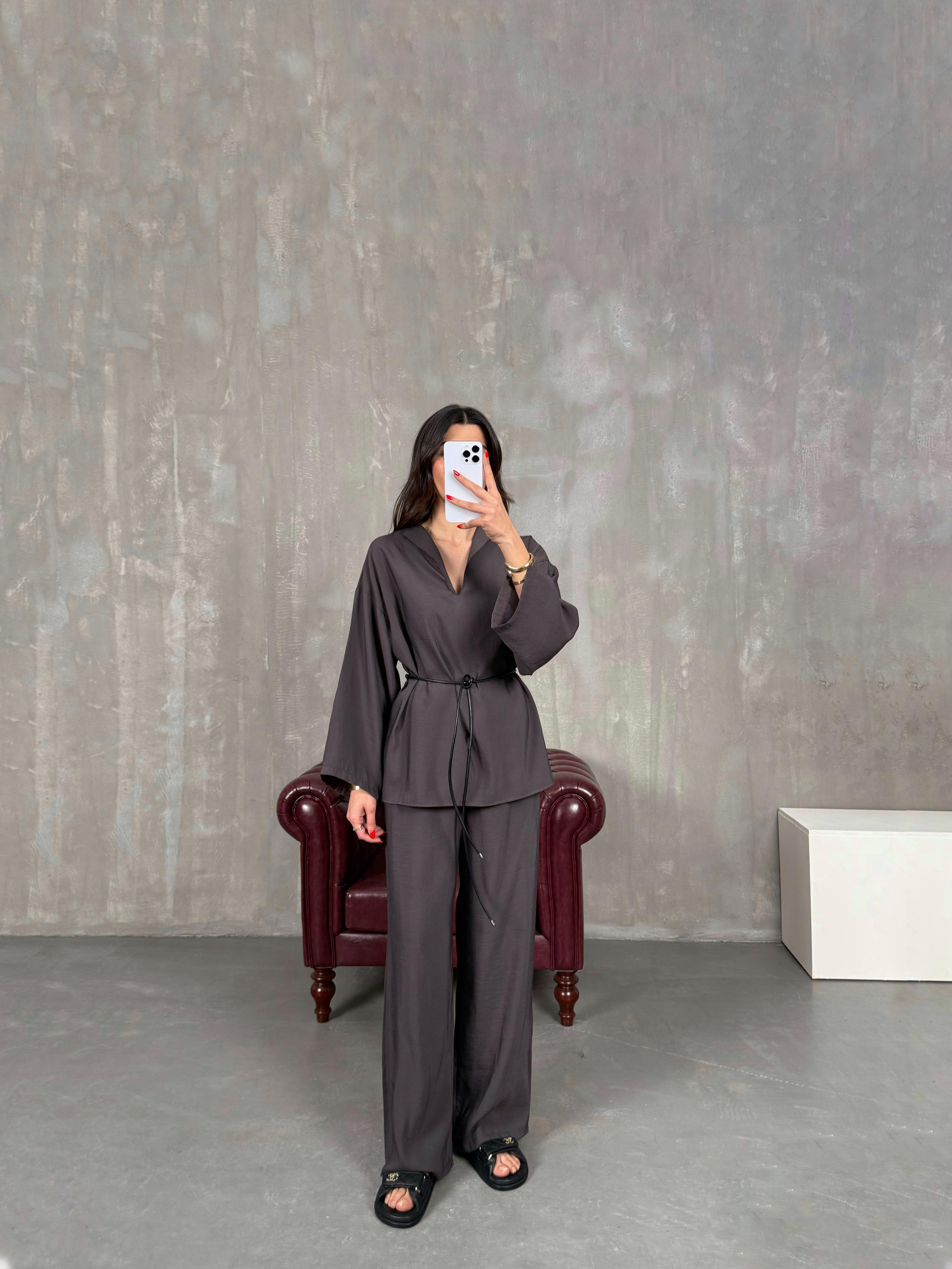 Acı Kahve V Yaka Deri Kuşaklı Tensel Takım Gaus00205GausTAKIMGU1001481