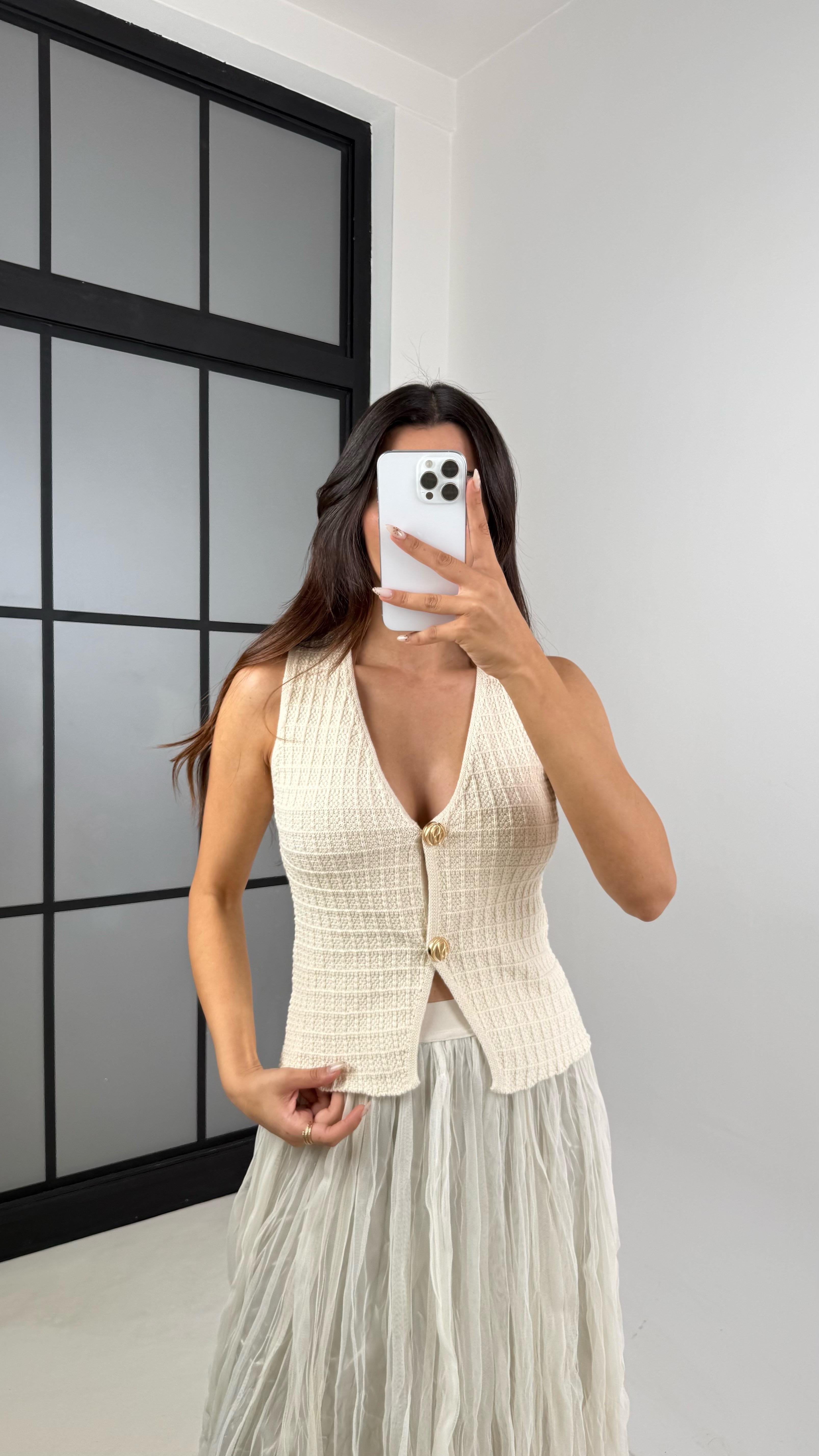 Ekru Gold Düğmeli Örgü Triko Yelek GAUS-00101GAUS السترات الصوفية GAUS-00101