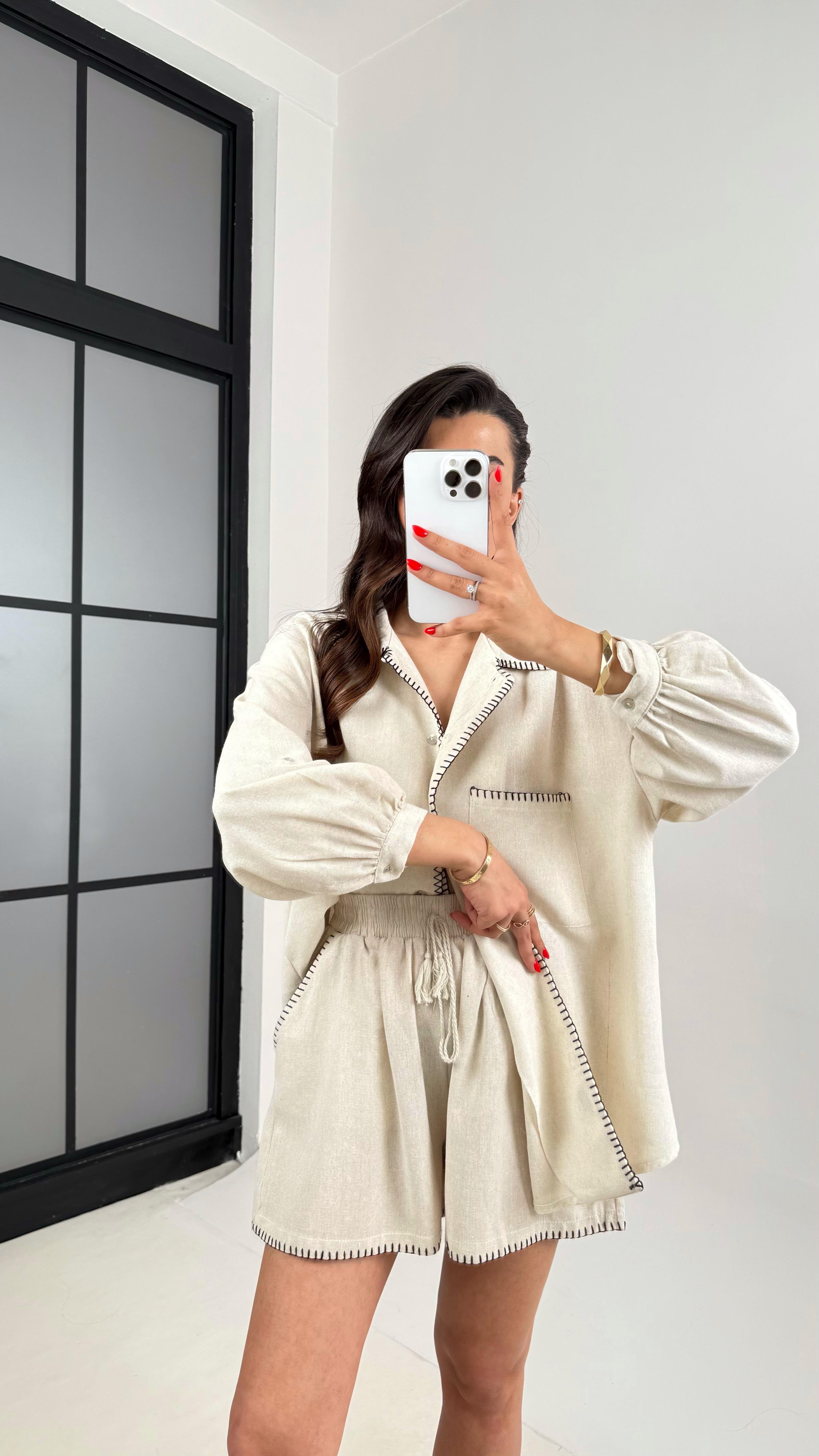 Taş Yaka Nakışlı Cep Detaylı Gömlek Beli Lastikli Şort Keten Takım Gaus00456GausTAKIMGU1002064