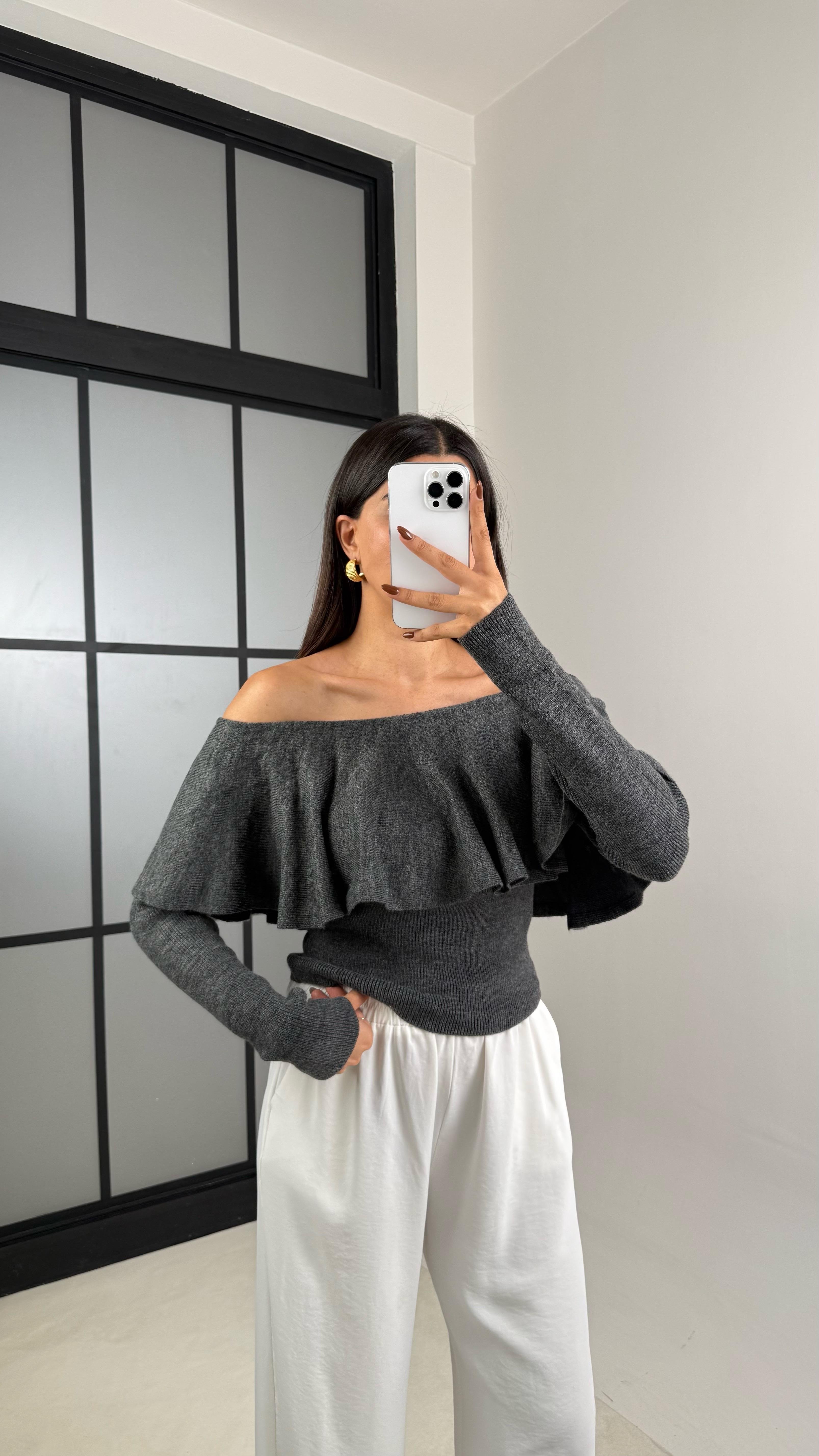 Antrasit Madonna Yaka Triko Kazak GAUS-00159GAUS الكنزات GAUS-00159