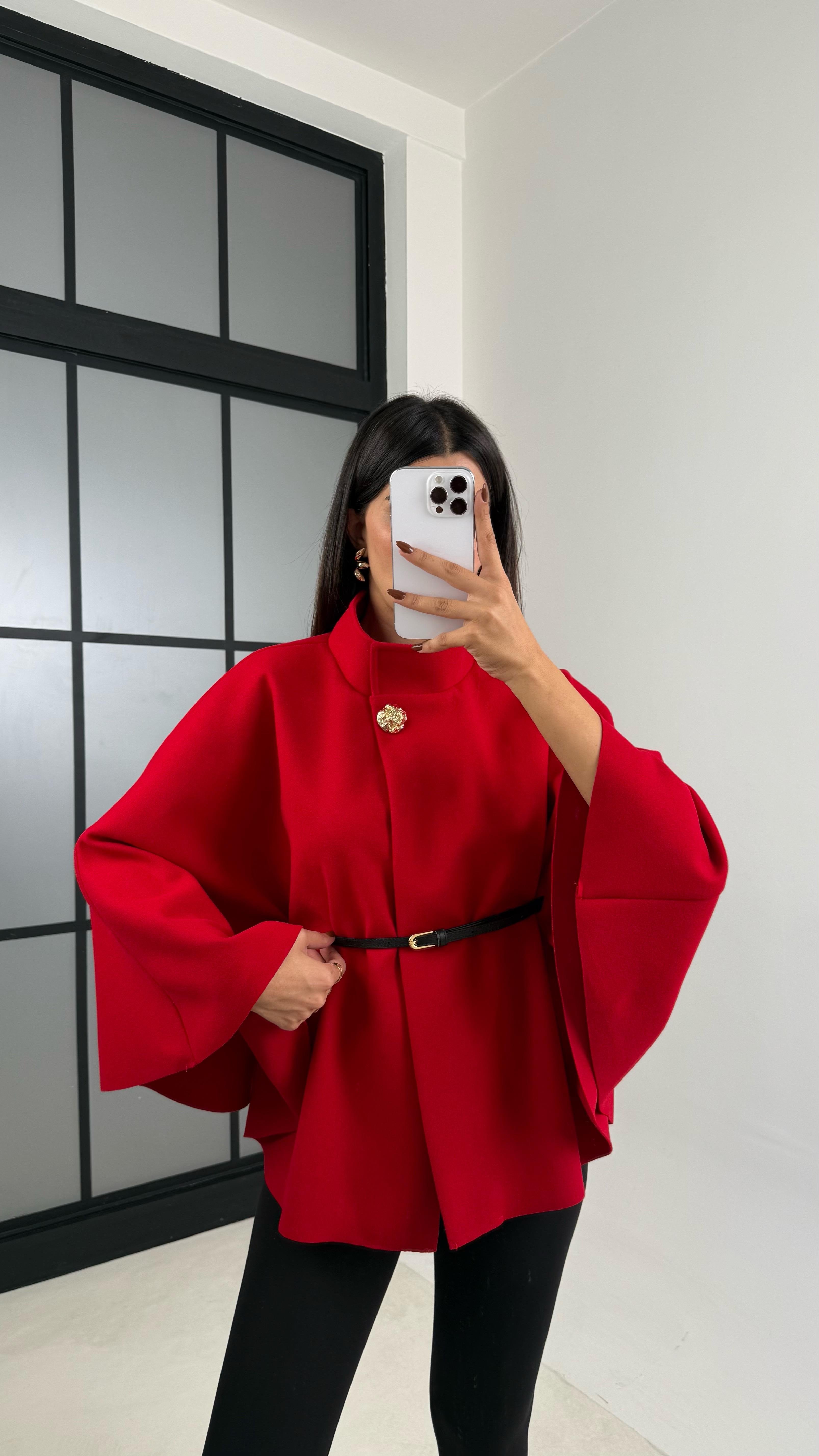 Kırmızı Gina ZR Model Kemerli Kaşe Panço GAUS-0091GAUSPançoGAUS-0091