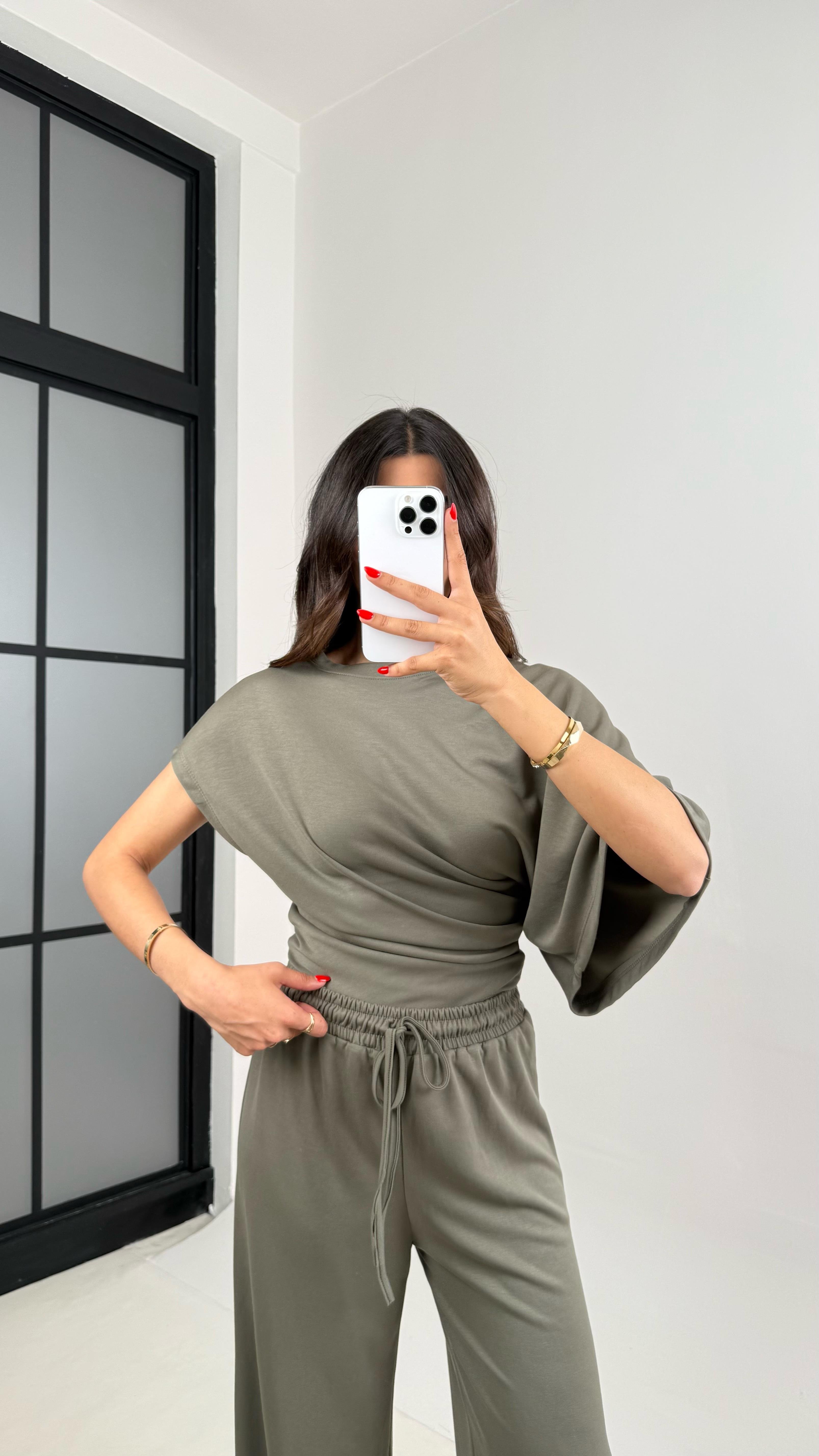 Haki Yarasa Kol Bluz Beli Lastikli Pantolon Tasarım Modal Kumaş Takım Gaus00490GausTAKIMGU1002149