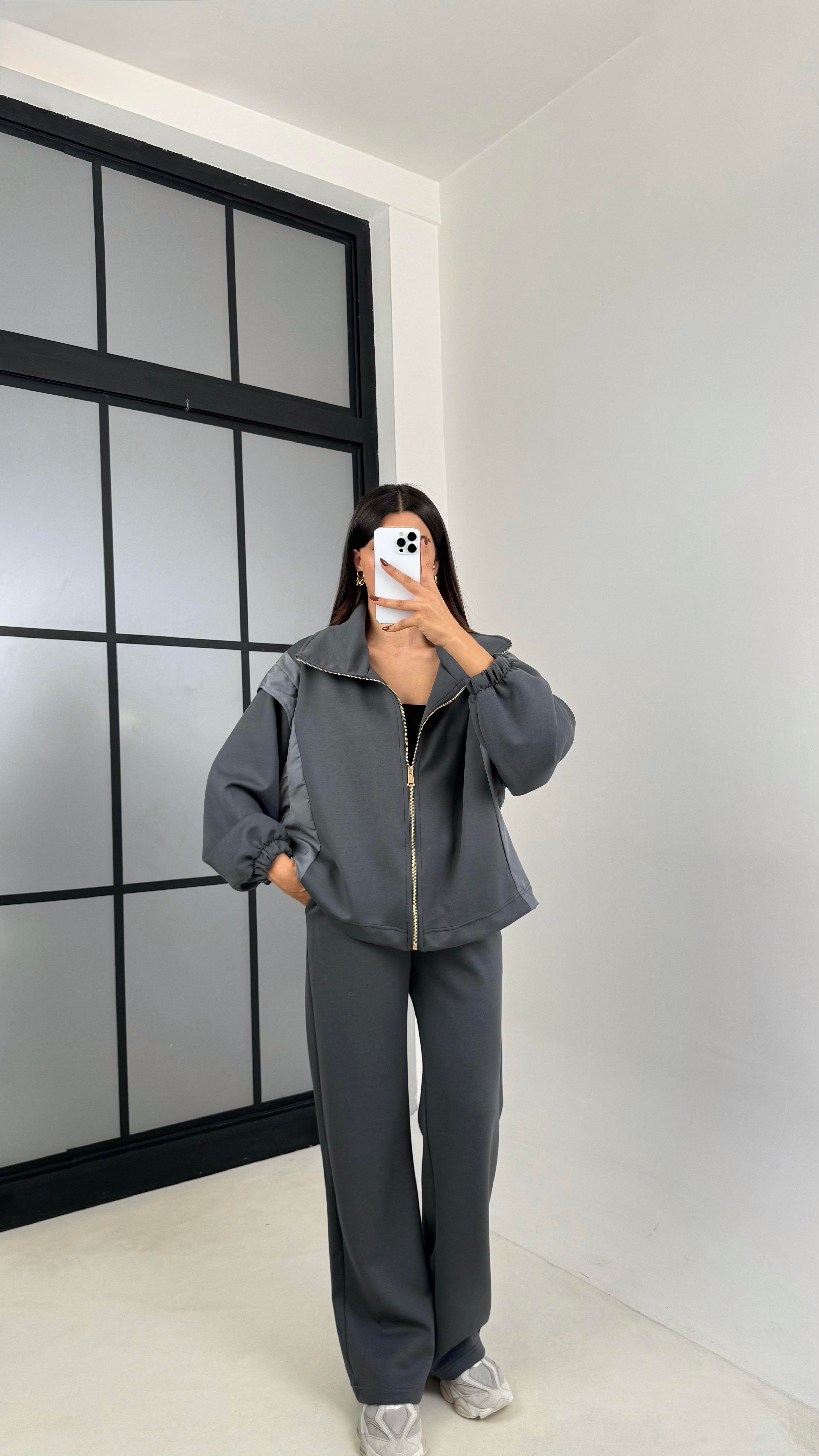 Antrasit Paraşüt Kumaş Detaylı Hırka Pantolon İkili Modal Kumaş Takım GAUS-00209GAUSTAKIMGAUS-00209