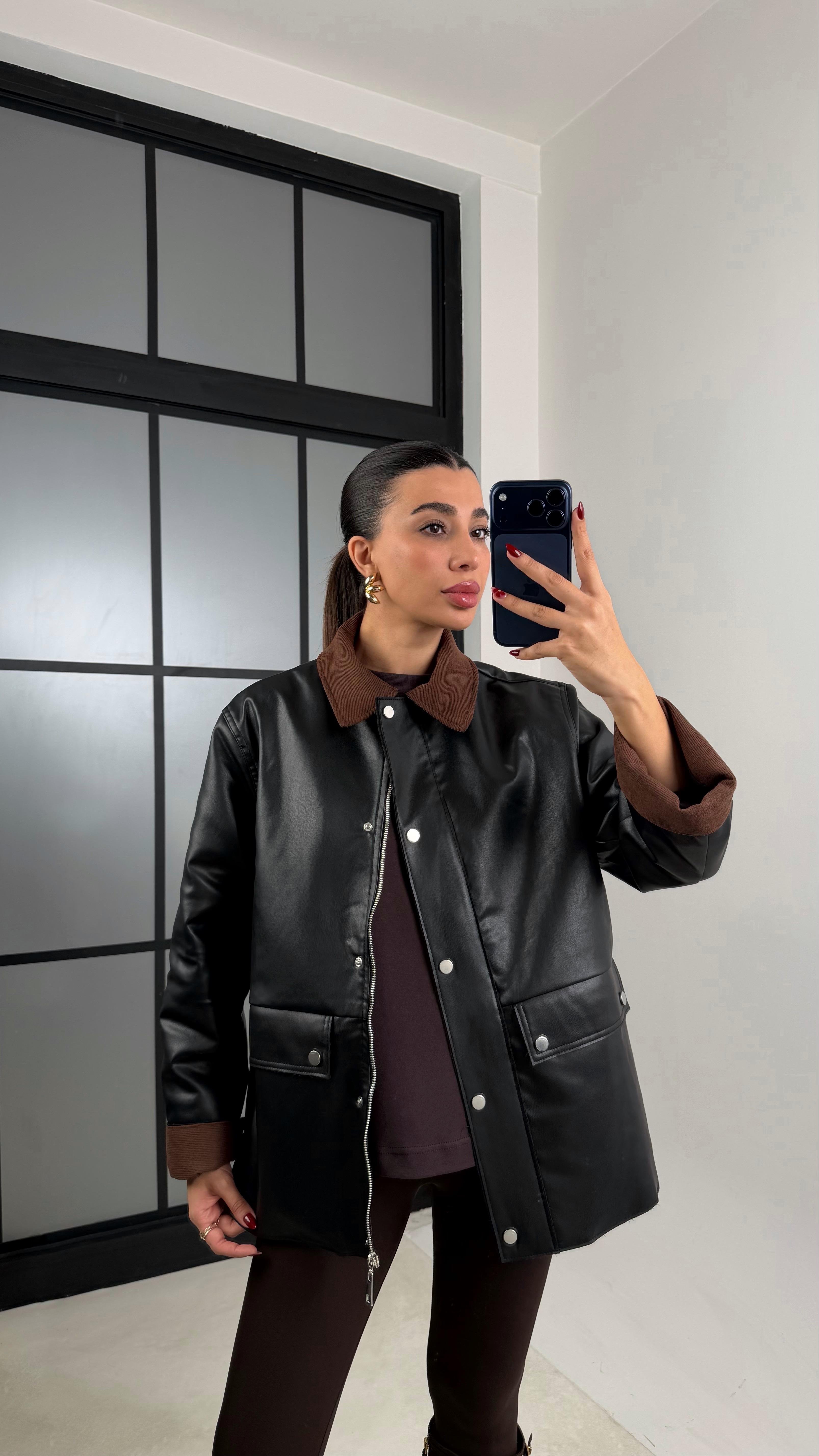 Siyah Kadife Yakalı Astarlı Deri Ceket GAUS-00671GAUS السترات  GAUS-00671