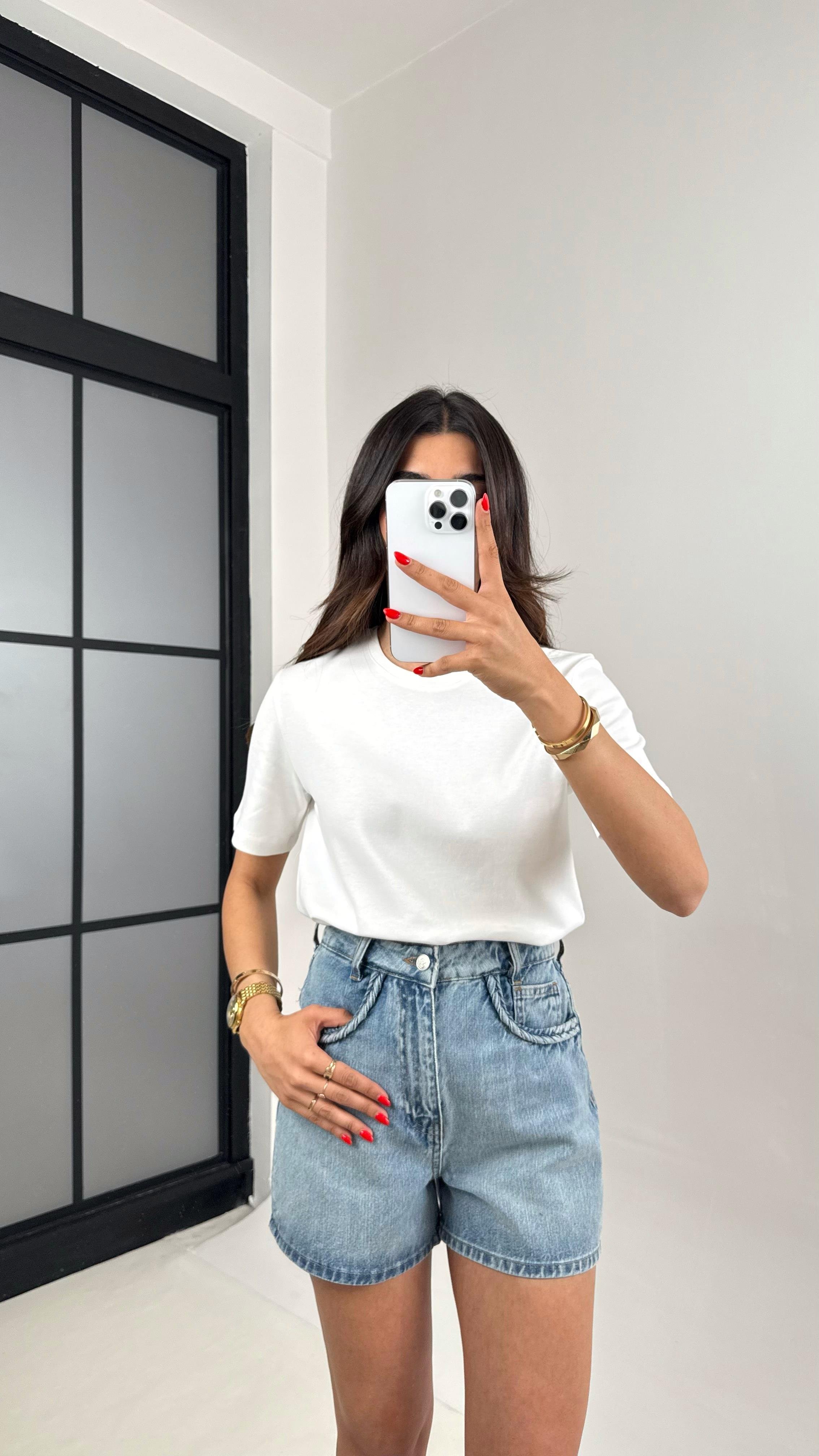 Açık Mavi Cepli Denim Şort Gaus00477GausŞORTGU1002115