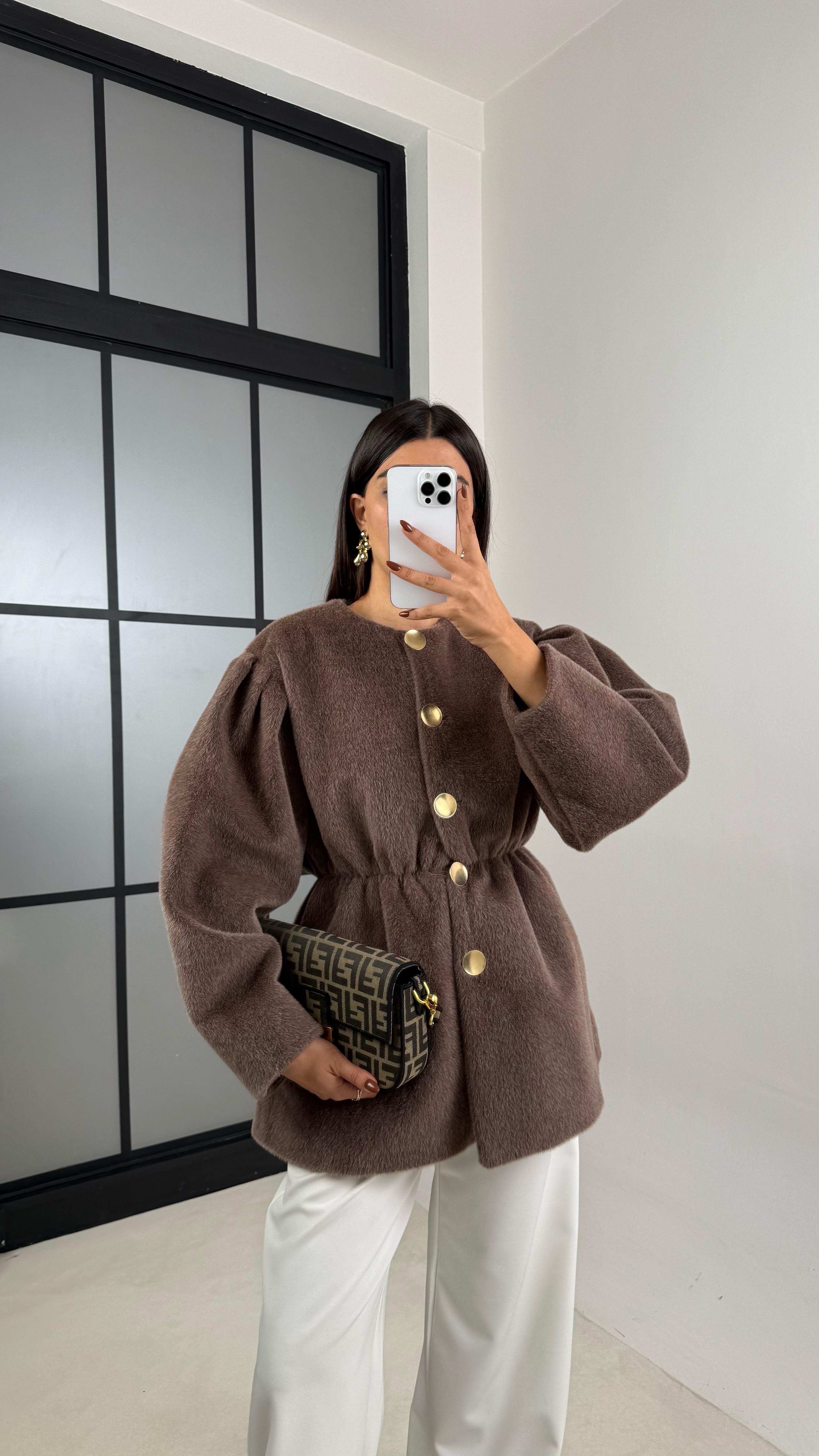 Kahve Beli Lastikli Düğmeli Peluş Ceket GAUS-00182GAUS السترات  GAUS-00182