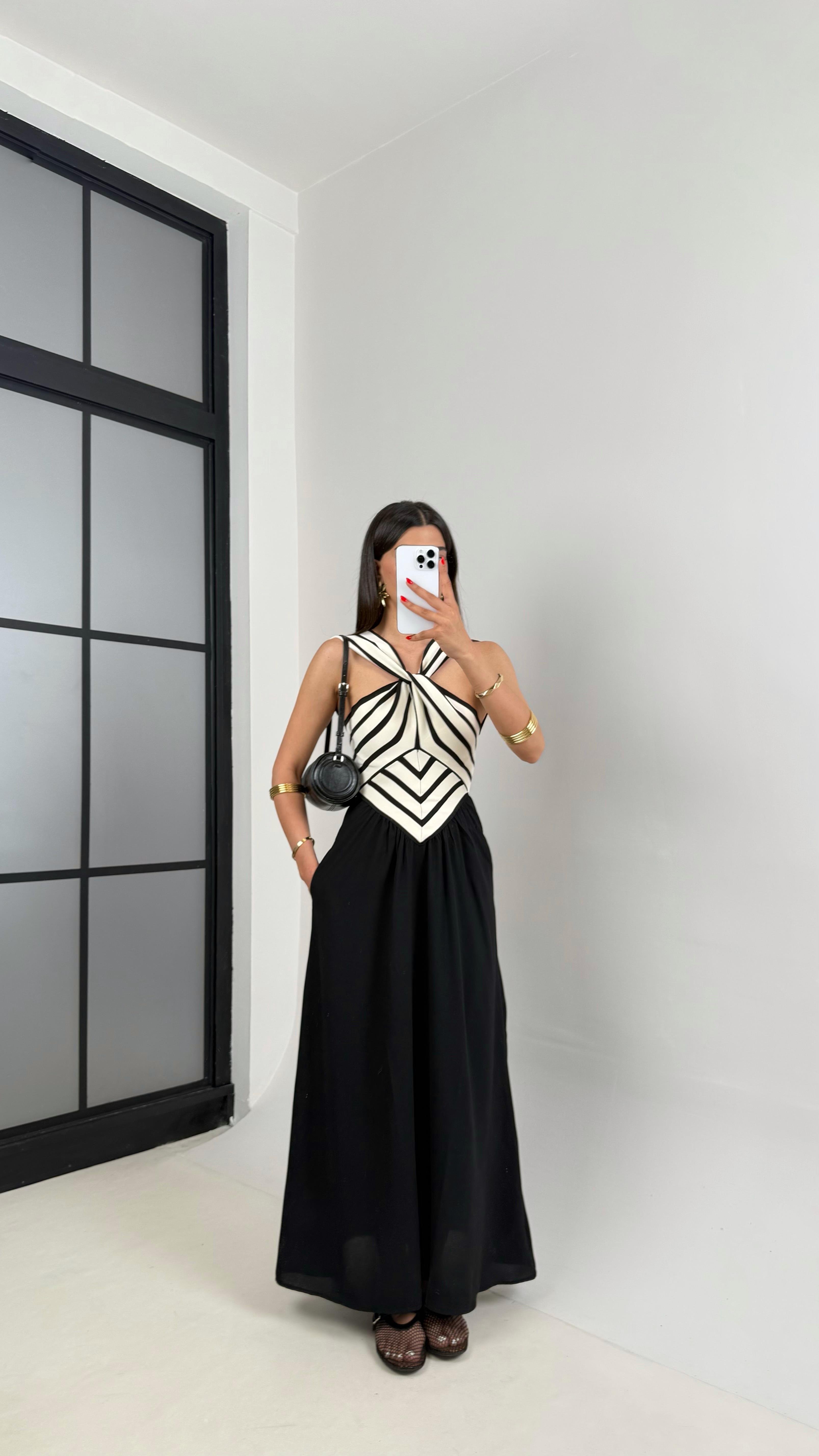 Siyah Beyaz Çizgili Tasarım Muadil Cepli Elbise Gaus00468GausELBİSEGU1002098