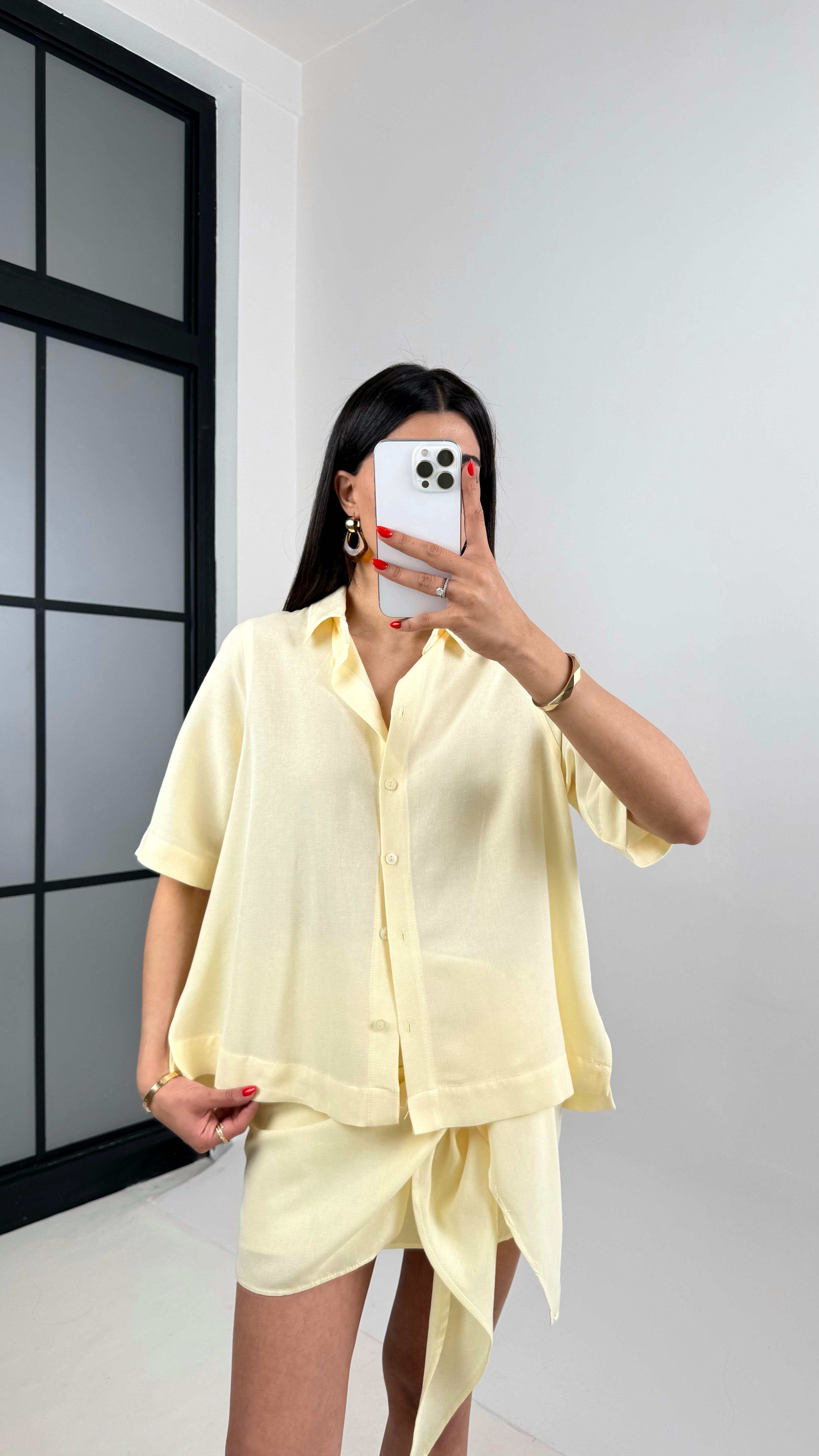 Sarı Önü Düğmeli Gömlek Beli Bağlama Detaylı Etek Keten Takım Gaus00459GausTAKIMGU1002070