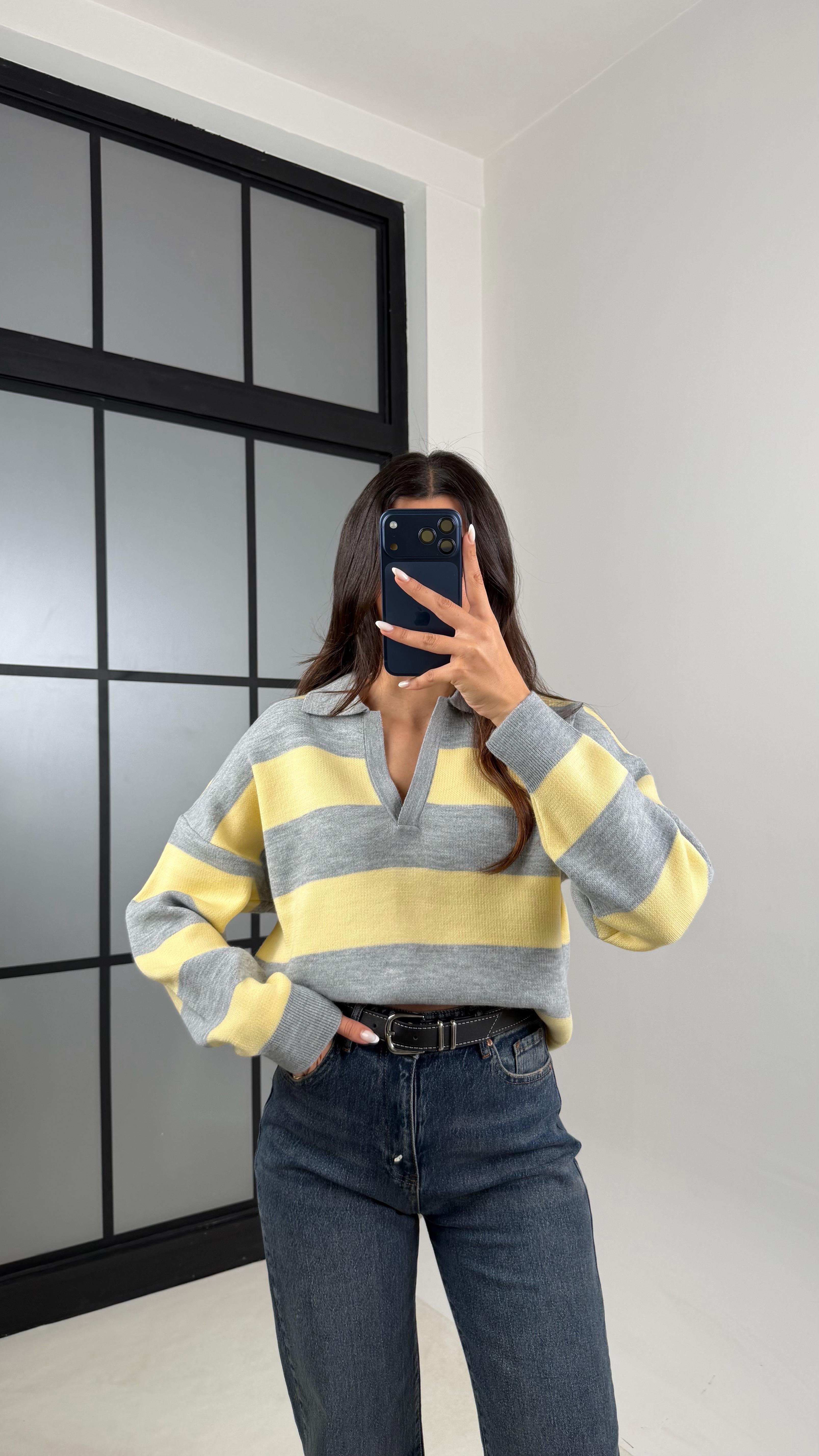 Sarı Gri Şeritli V yaka Triko Kazak GAUS-00576GAUS الكنزات GAUS-00576