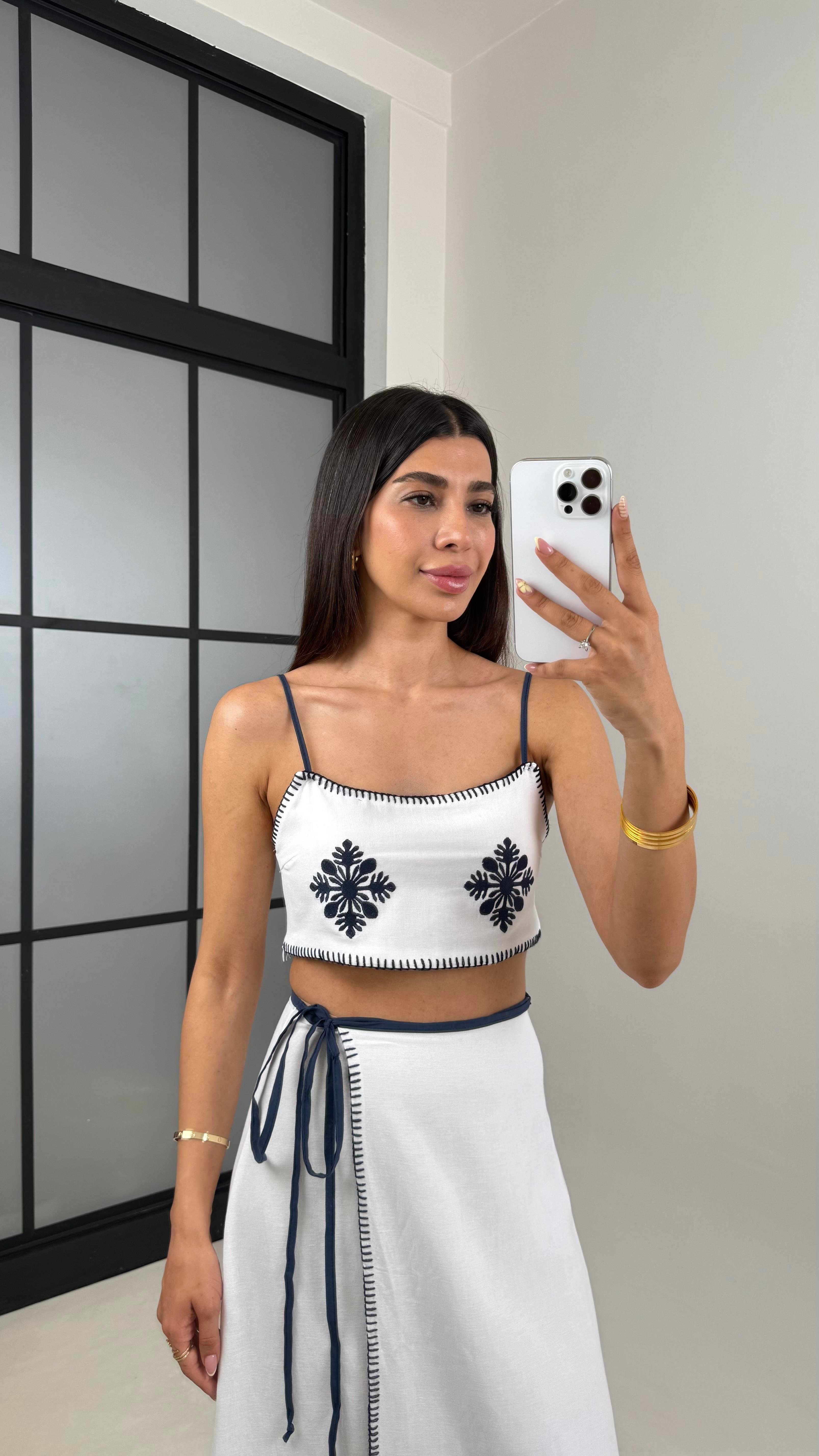 Keten Nakış İşlemeli Crop Bağlamalı Etek İkili Takım Gaus00647GausTAKIMGU1002504 