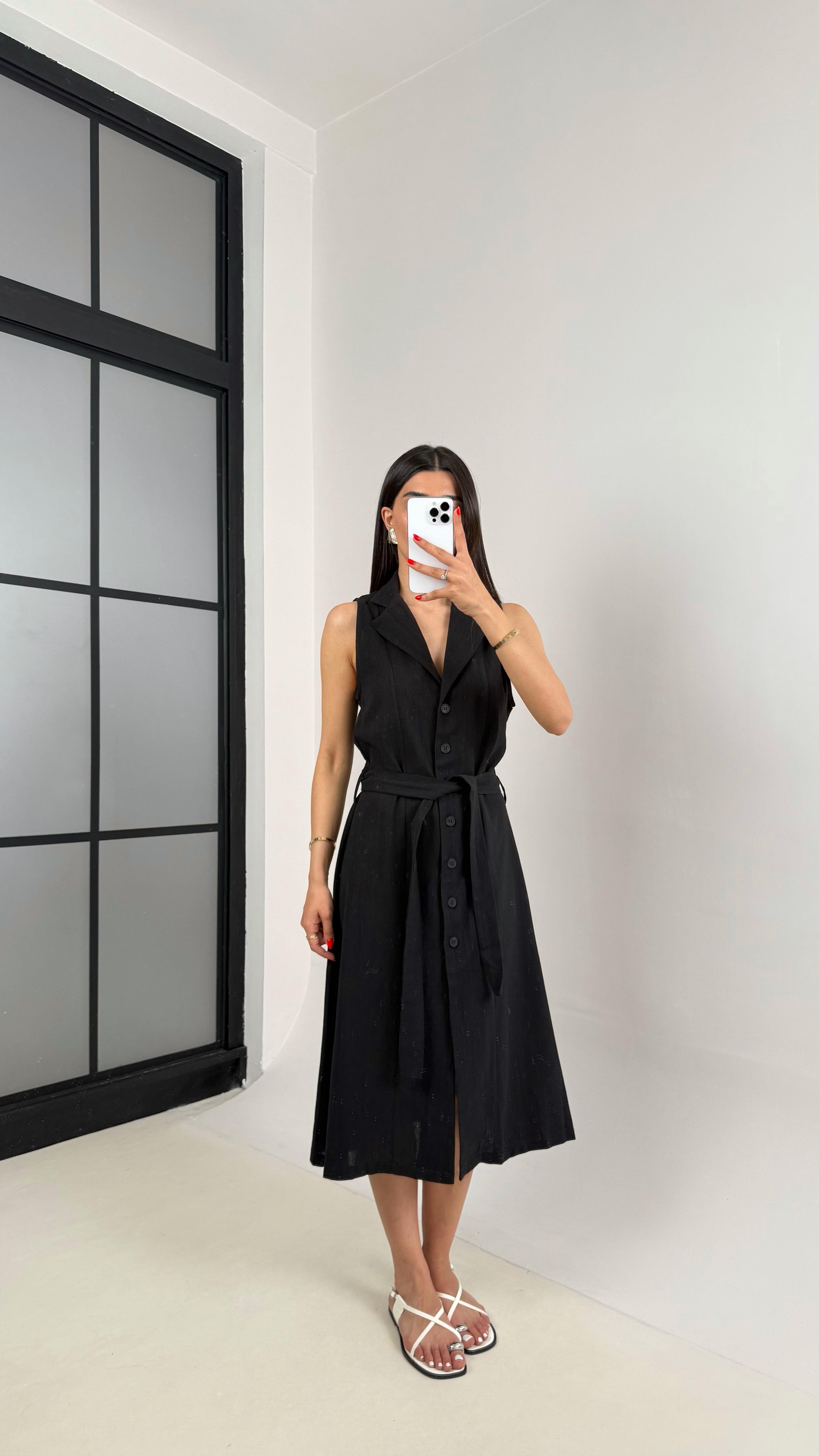 Siyah V Yaka Önü Düğmeli Kuşaklı Keten Elbise Gaus00461 GausELBİSEGU1002075