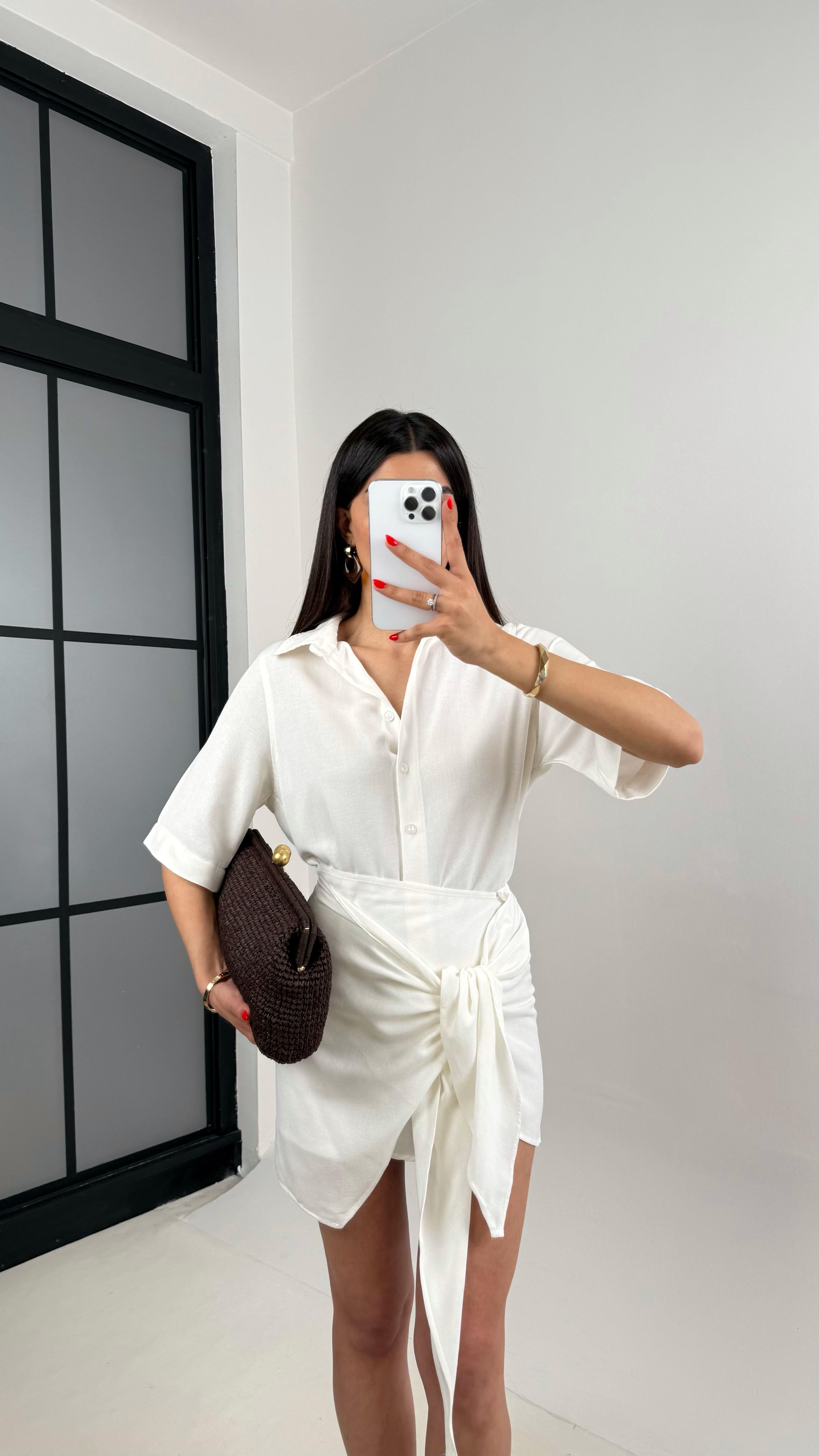 Beyaz Önü Düğmeli Gömlek Beli Bağlama Detaylı Etek Keten Takım Gaus00459GausTAKIMGU1002069